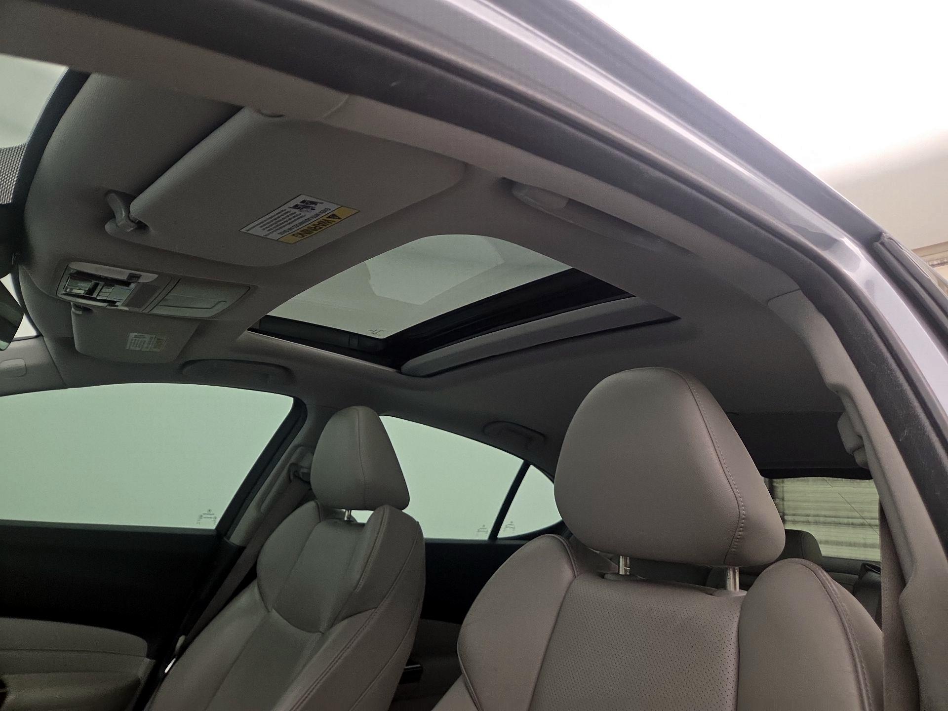 Thumbnail: 2015 Acura TLX - 20