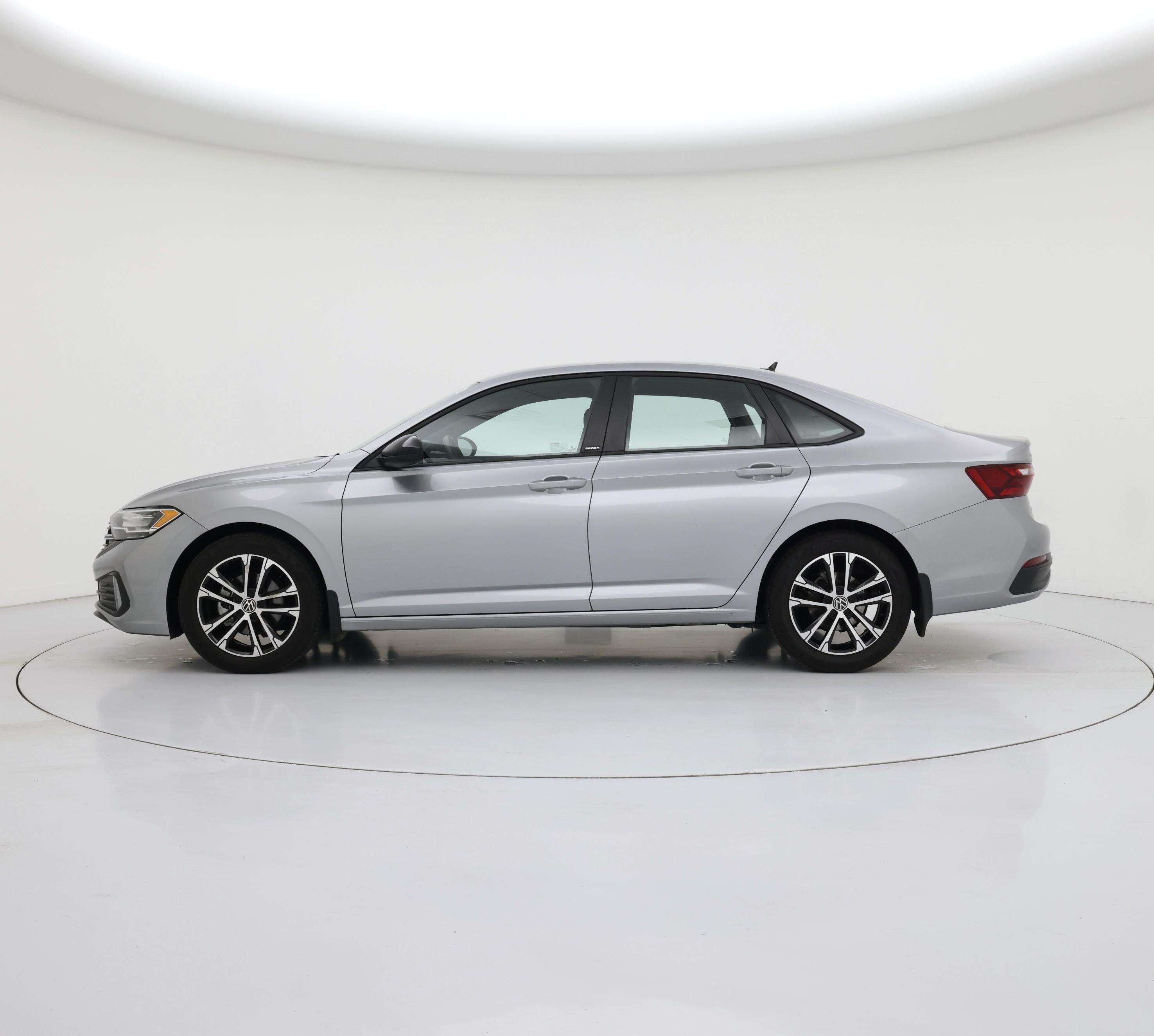 Thumbnail: 2024 Volkswagen Jetta - 3