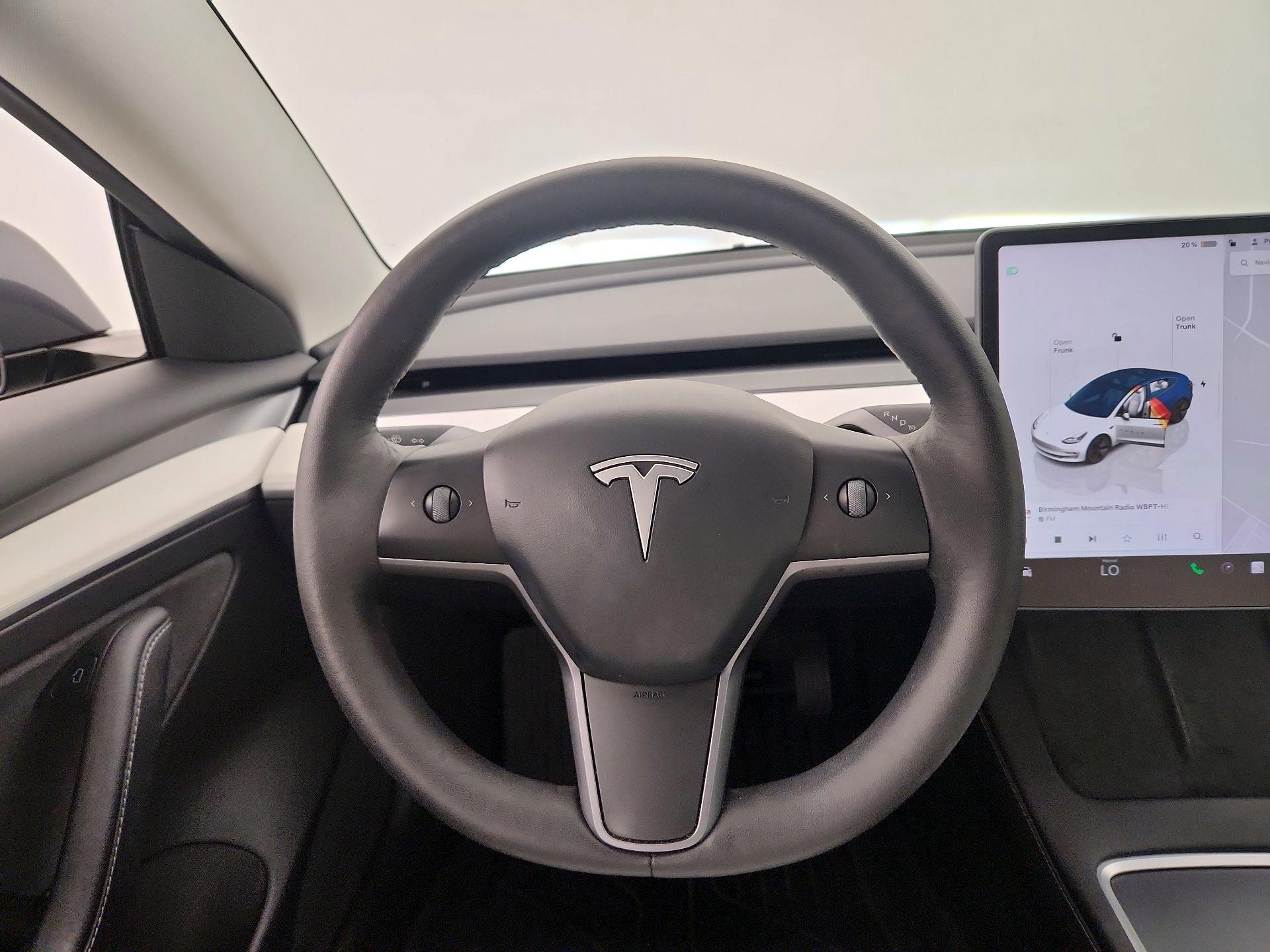Thumbnail: 2023 Tesla Model 3 - 10