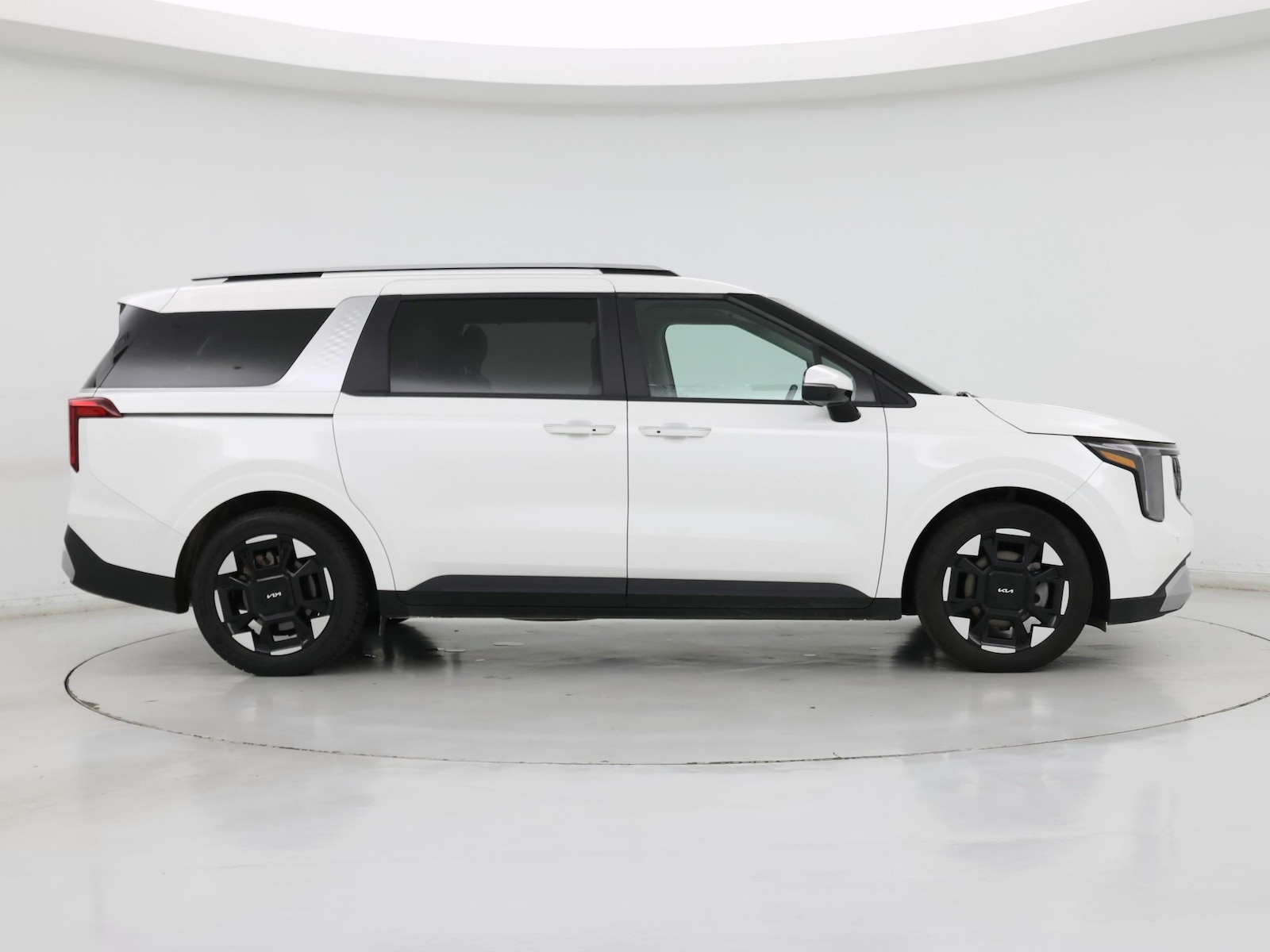 2025 Kia Carnival EX - Photo 8
