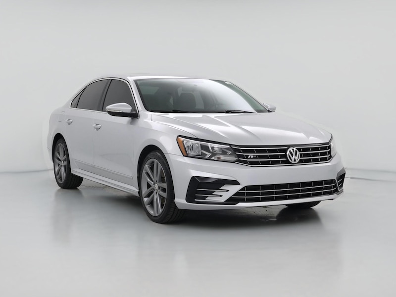 2016 Volkswagen Passat R-Line