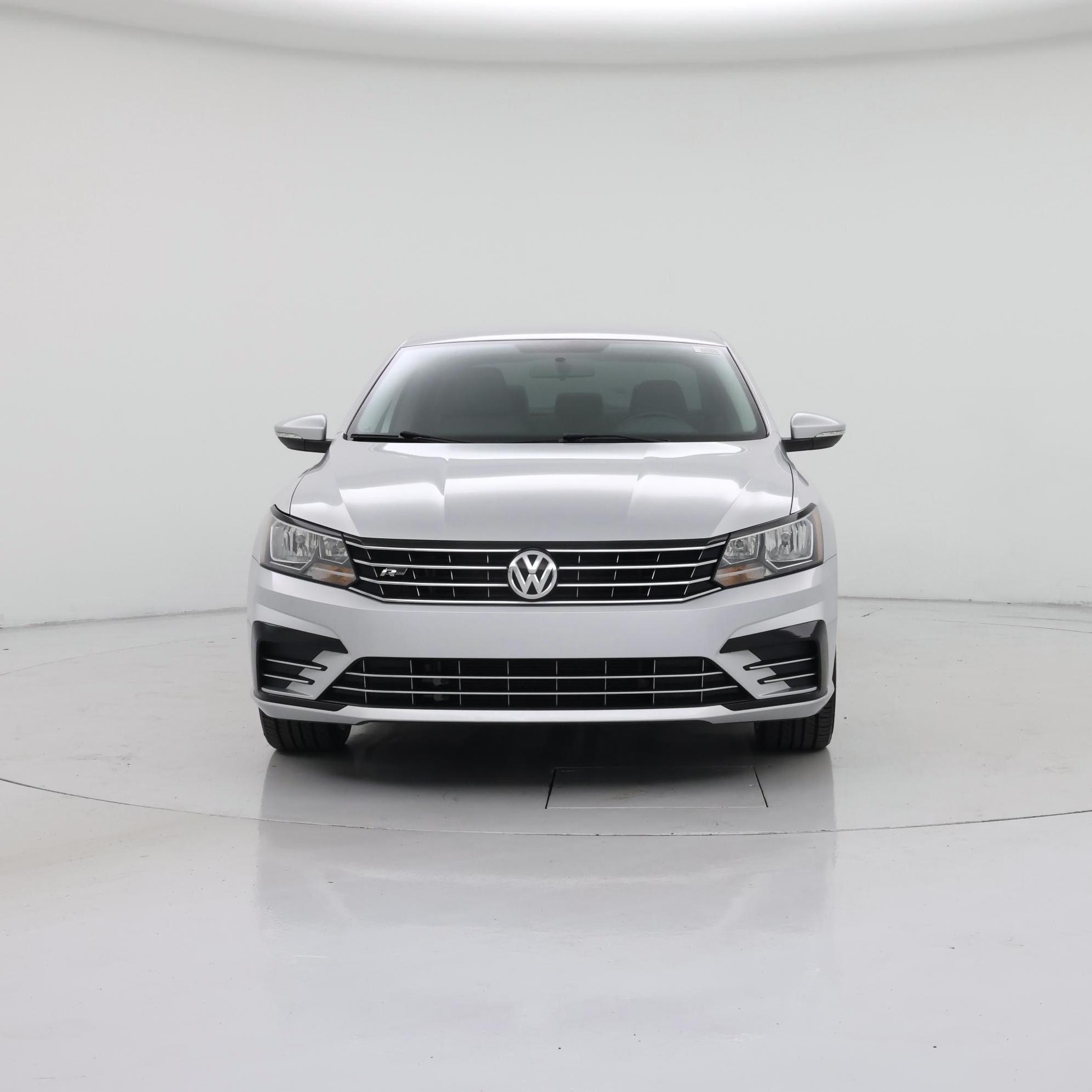 Thumbnail: 2016 Volkswagen Passat - 5