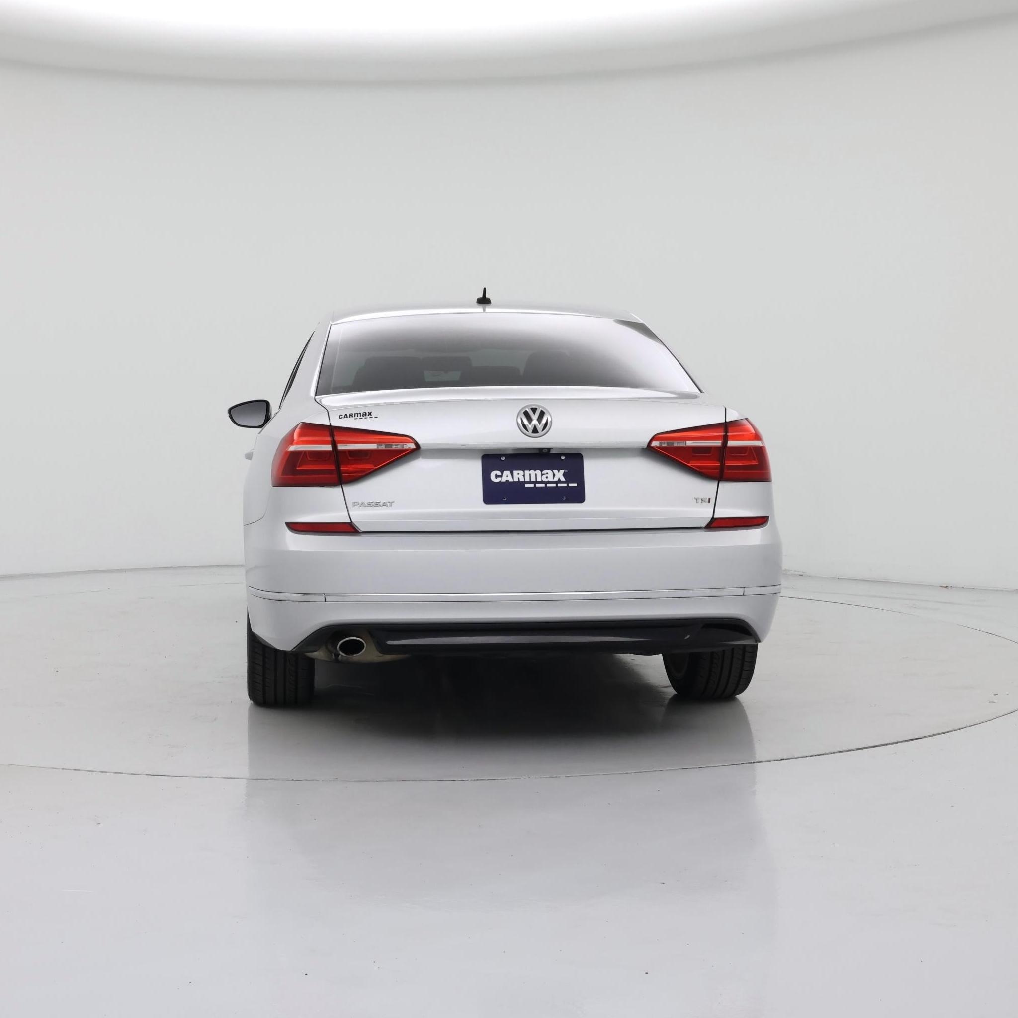 Thumbnail: 2016 Volkswagen Passat - 6