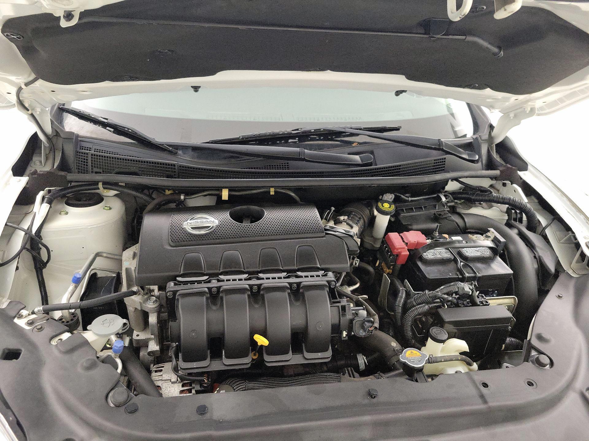 Thumbnail: 2015 Nissan Sentra - 20