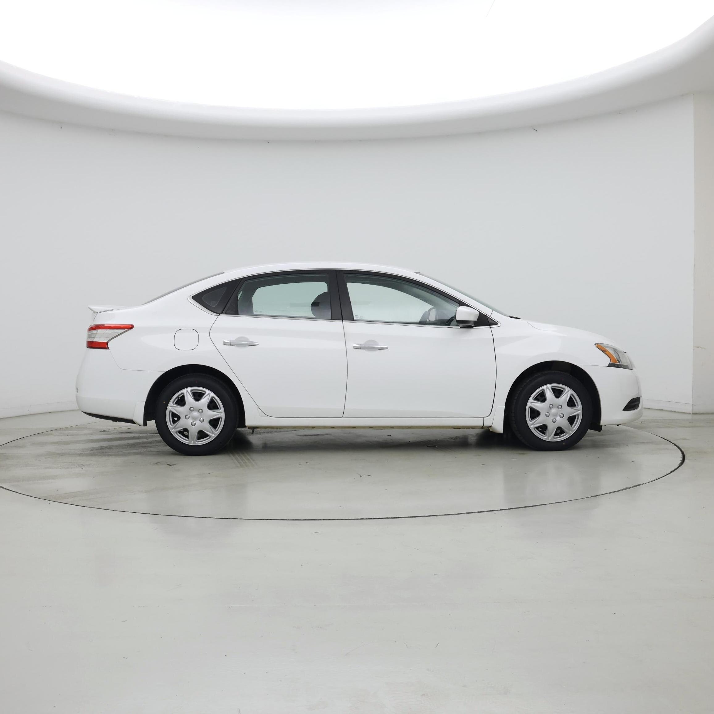 Thumbnail: 2015 Nissan Sentra - 7