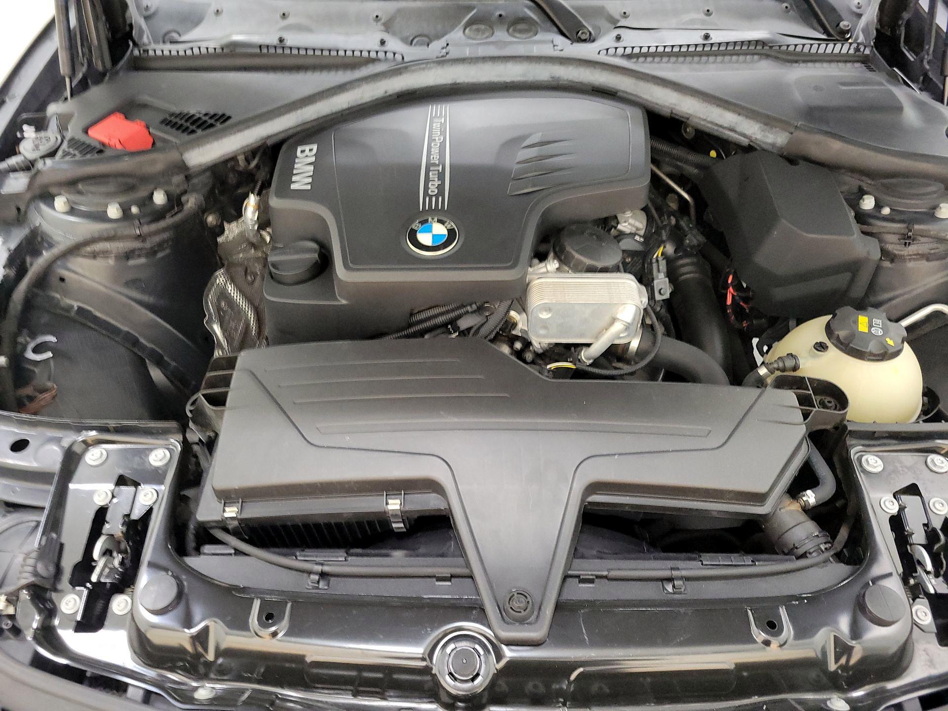 Thumbnail: 2015 BMW 3 Series - 19