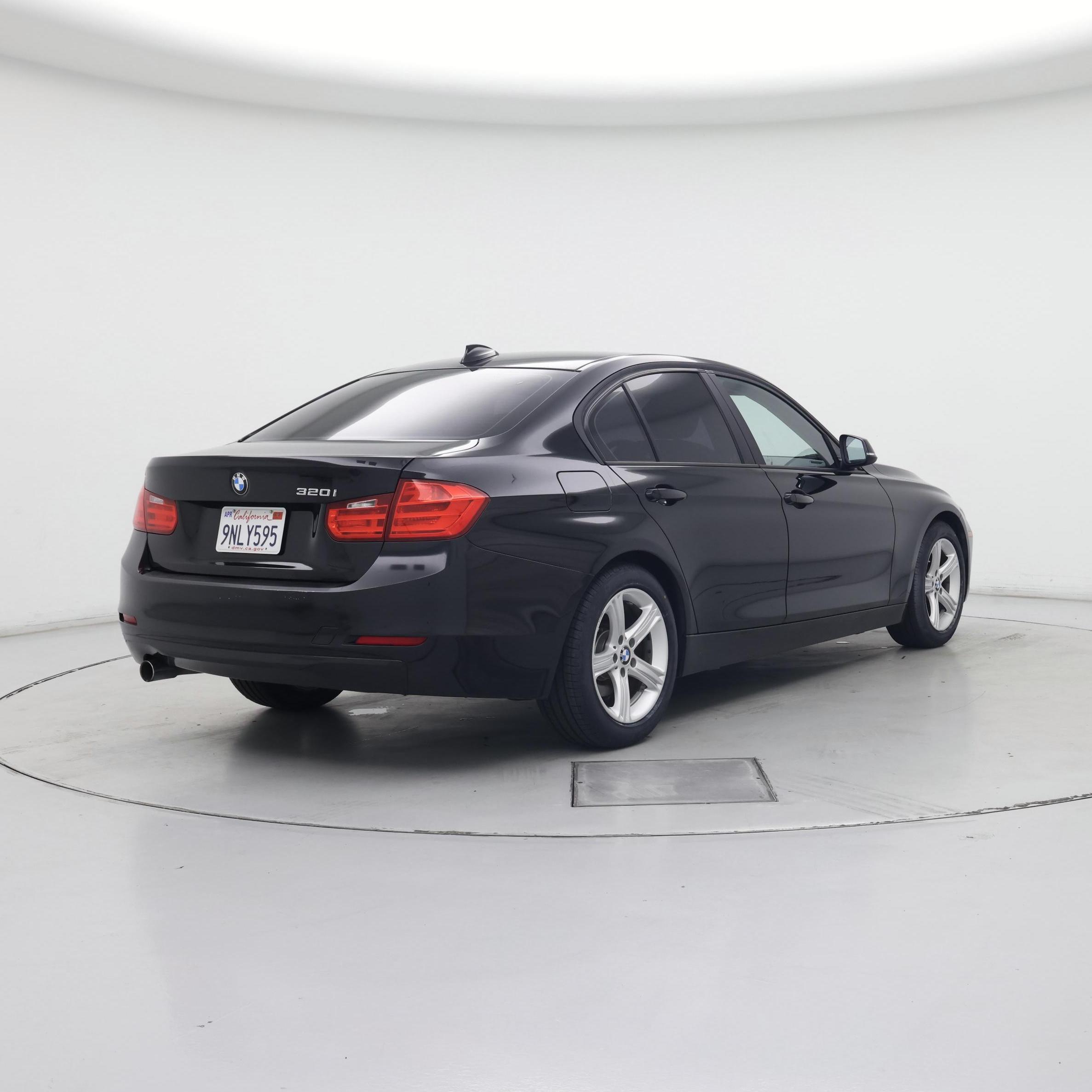 Thumbnail: 2015 BMW 3 Series - 8