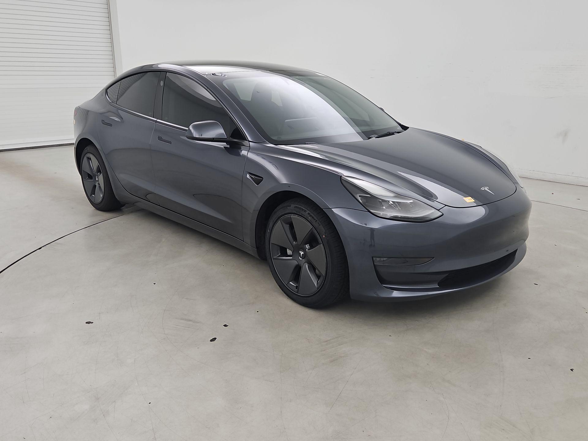 Thumbnail: 2023 Tesla Model 3 - 1