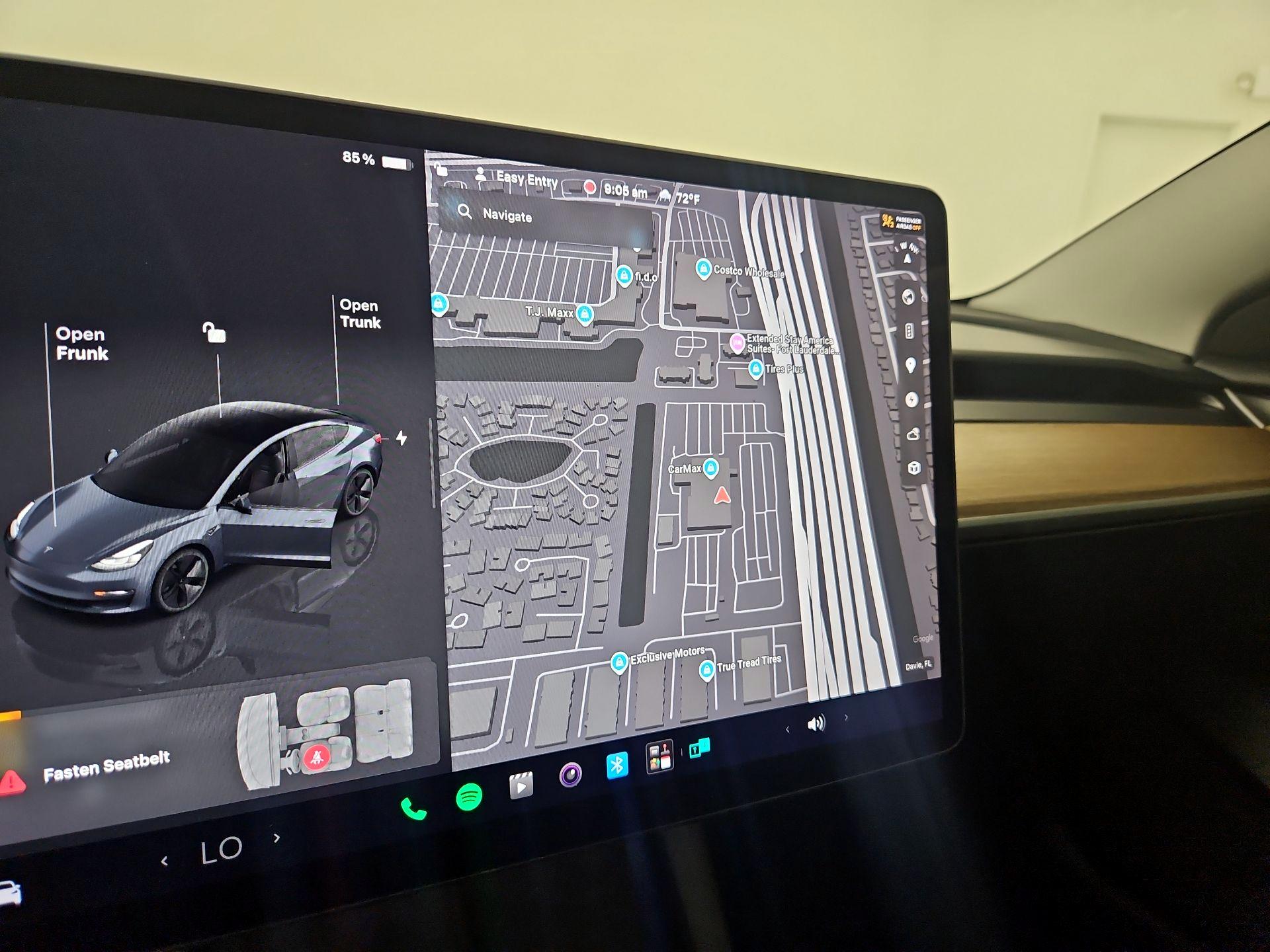 Thumbnail: 2023 Tesla Model 3 - 12