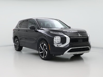 2023 Mitsubishi Outlander SE