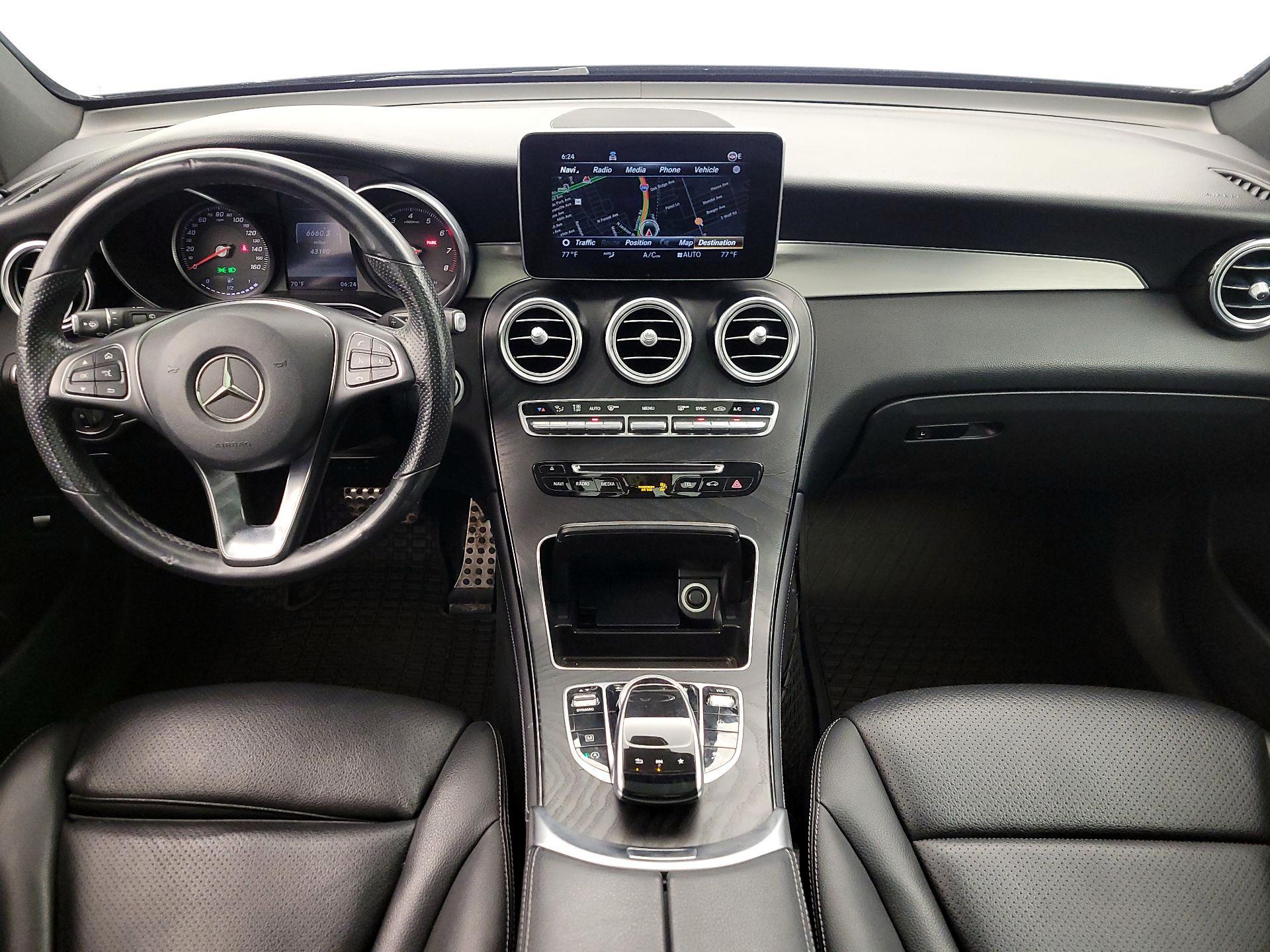 Thumbnail: 2019 Mercedes-Benz GLC - 9