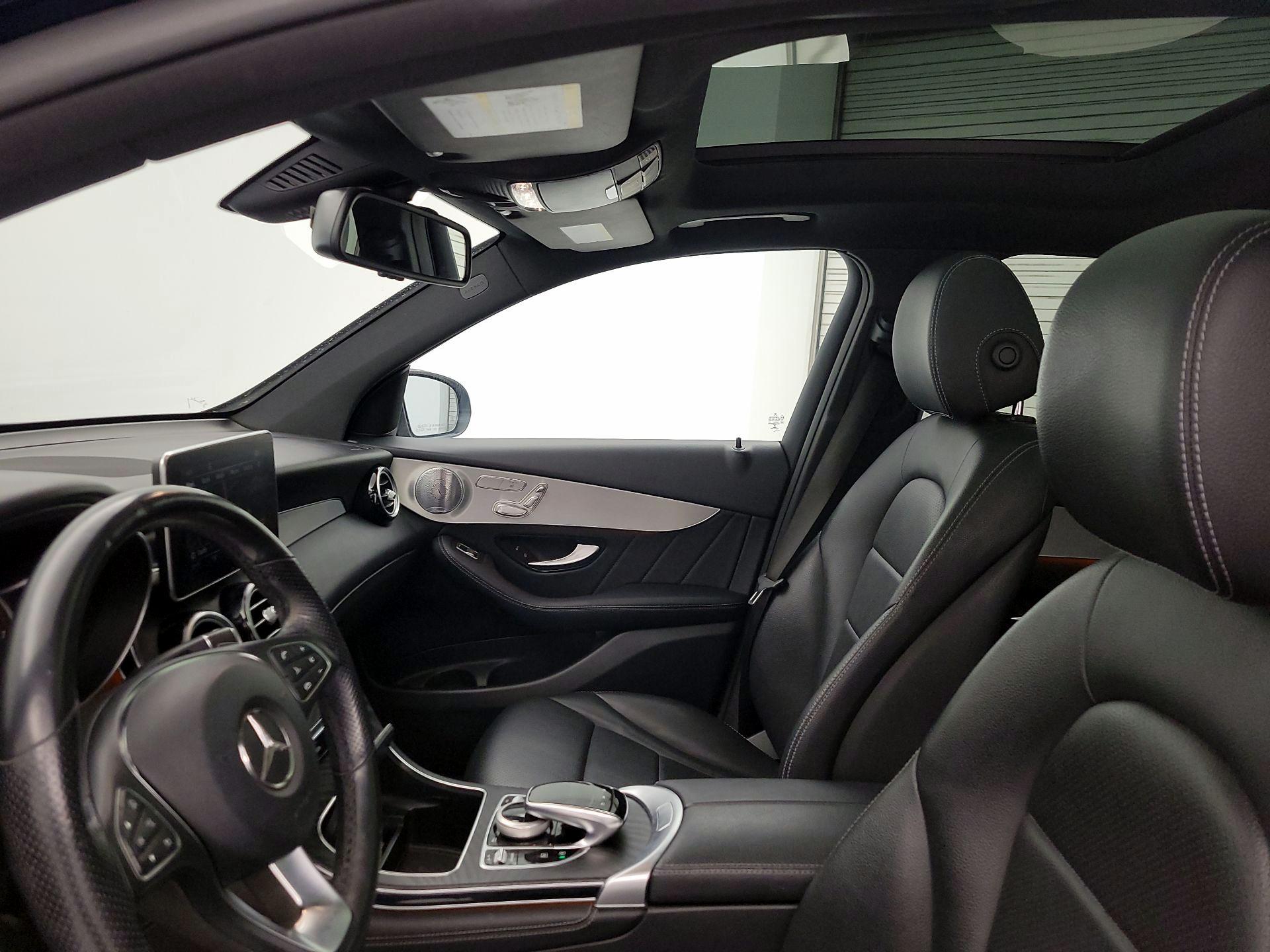 Thumbnail: 2019 Mercedes-Benz GLC - 20