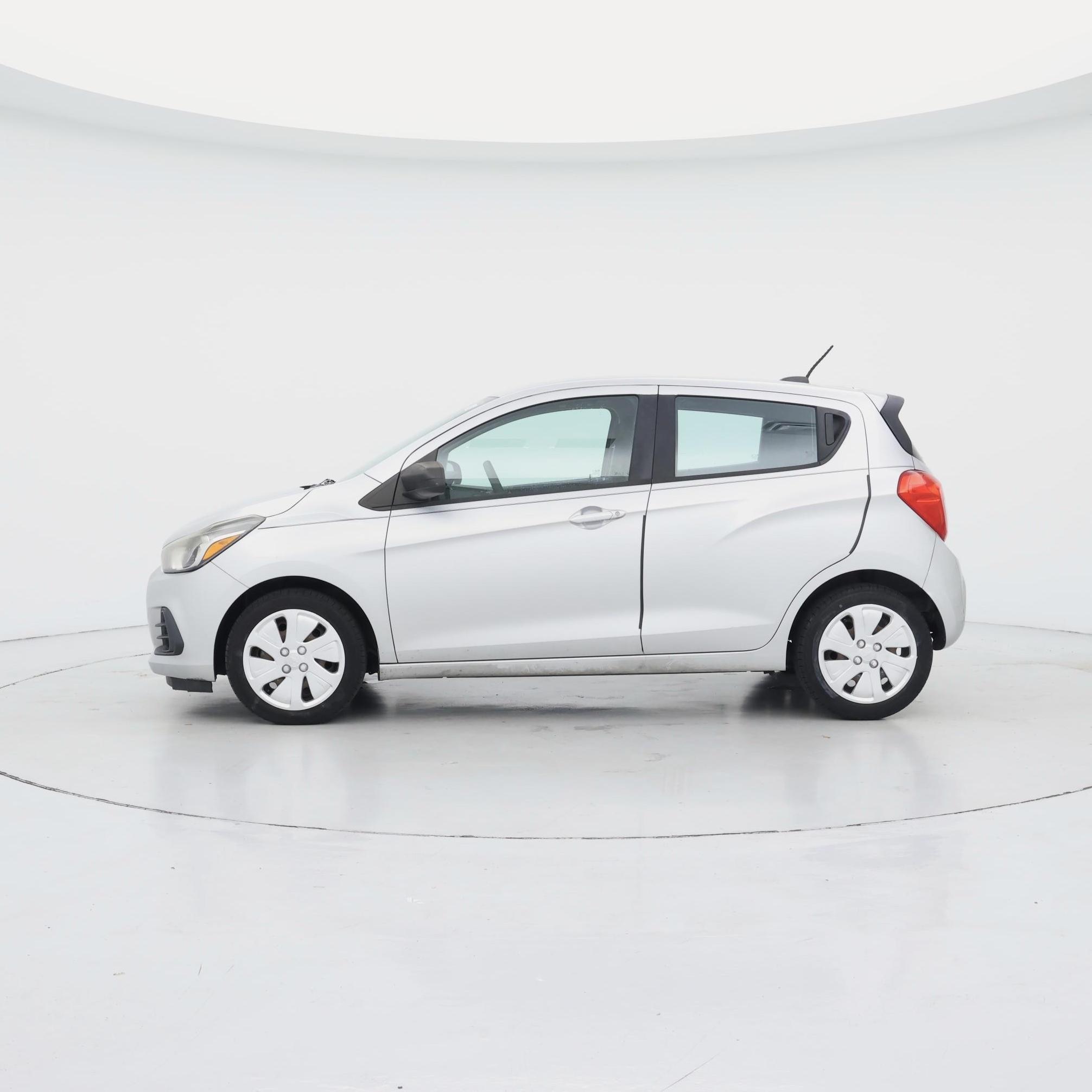 Thumbnail: 2017 Chevrolet Spark - 3