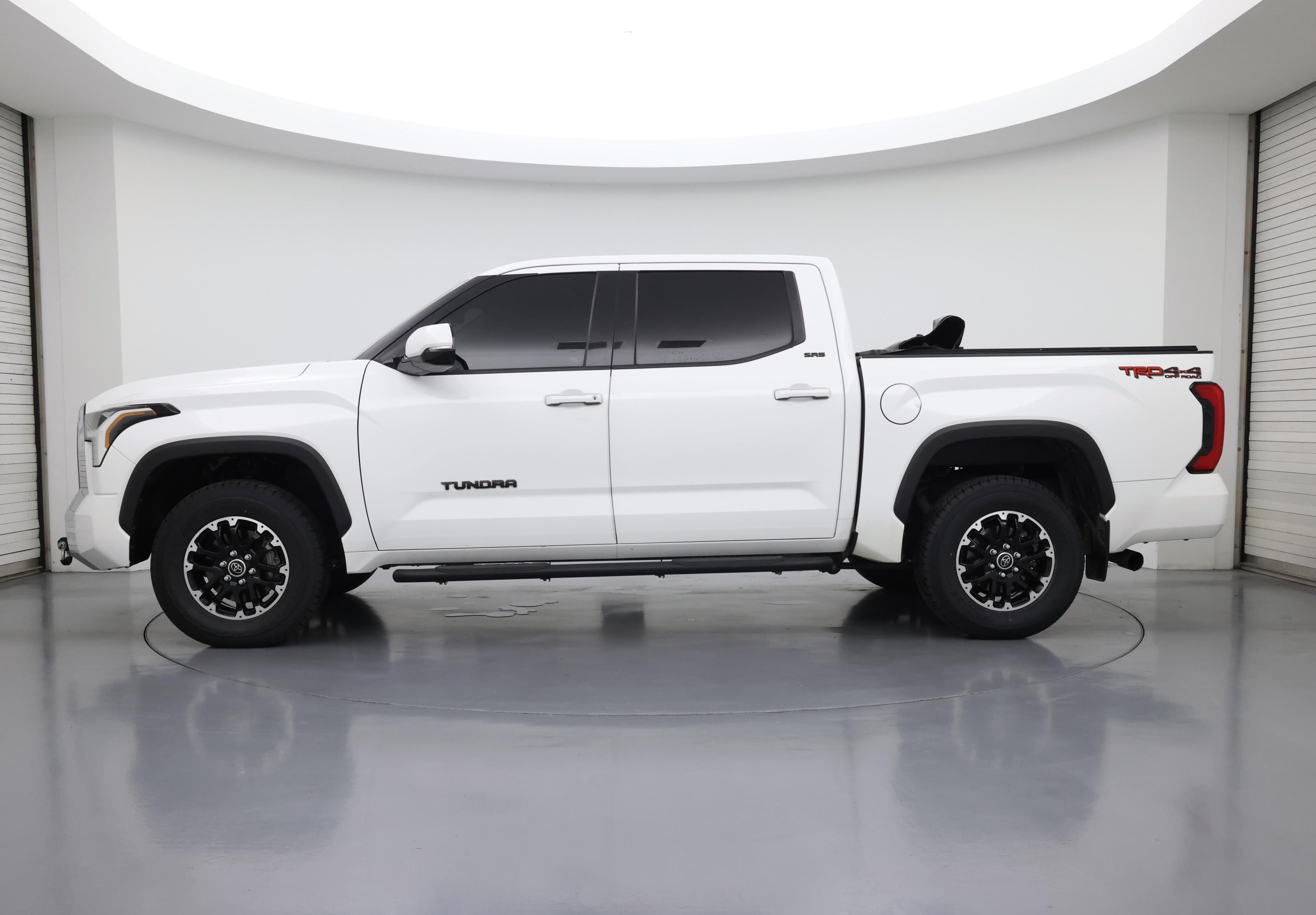 Thumbnail: 2022 Toyota Tundra - 3