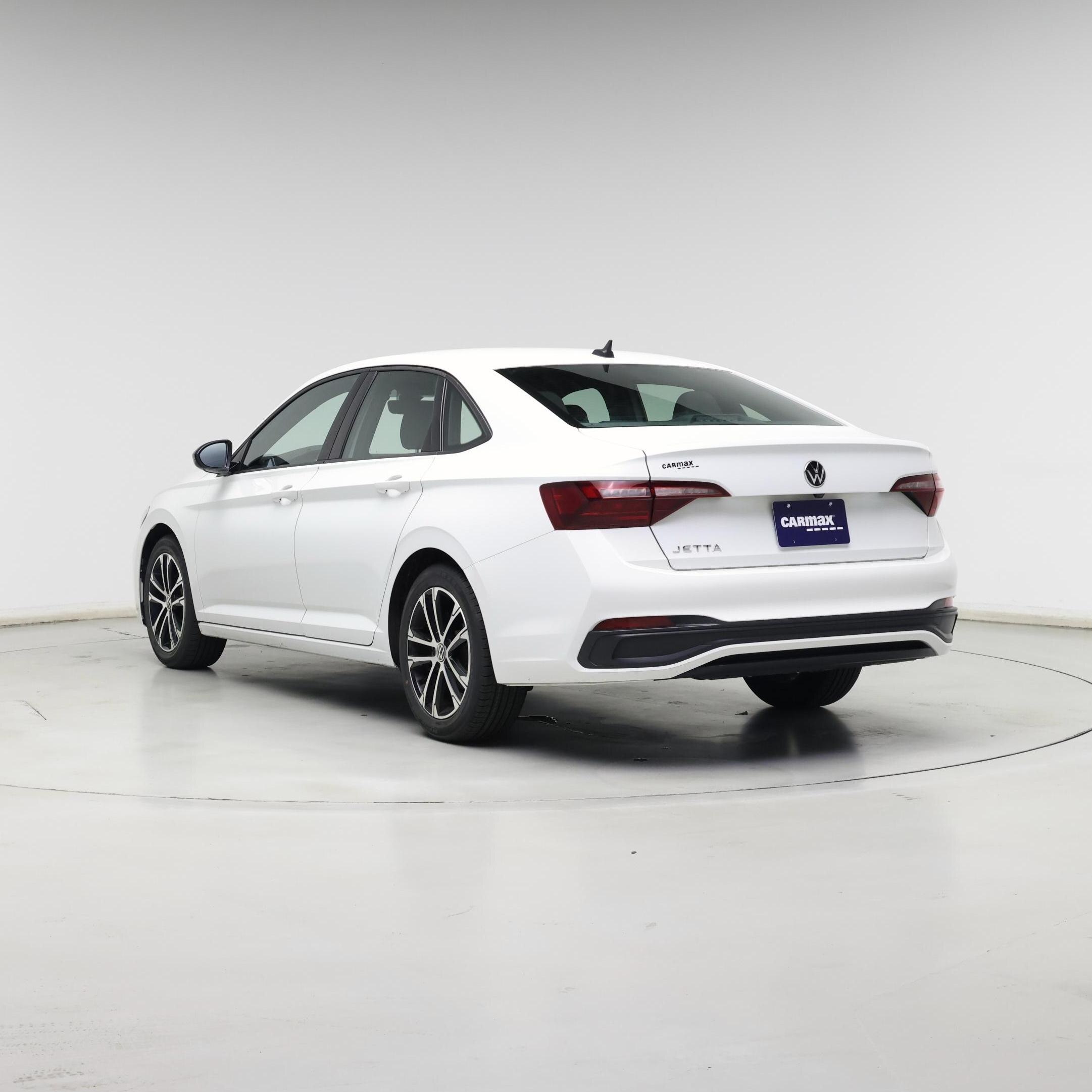 Thumbnail: 2022 Volkswagen Jetta - 2