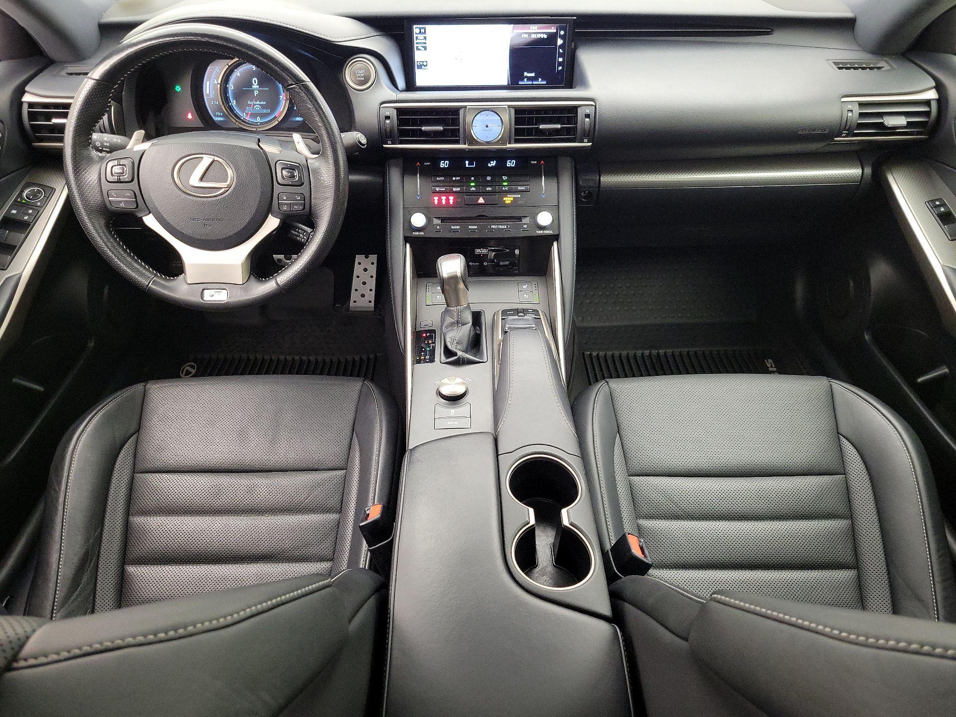 Thumbnail: 2018 Lexus IS - 9