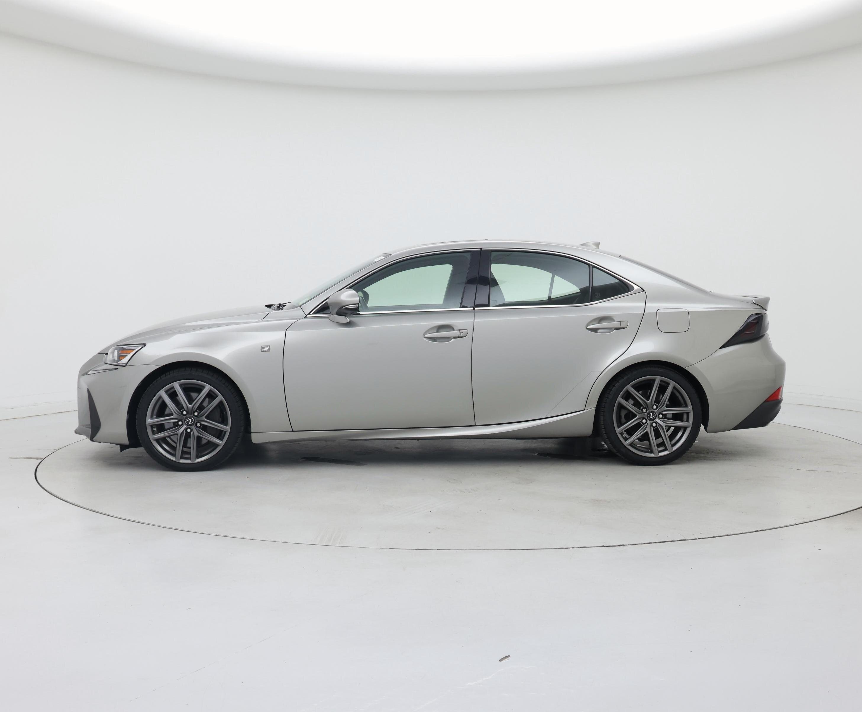 Thumbnail: 2018 Lexus IS - 3