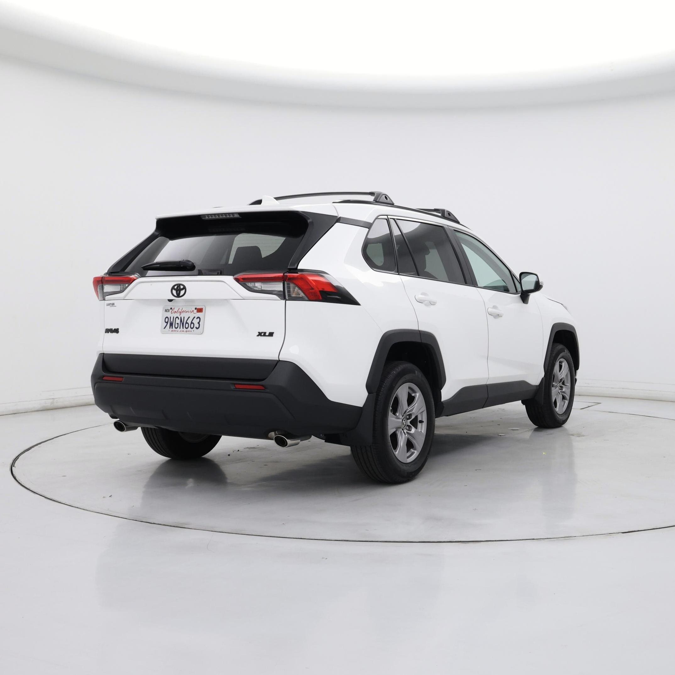 Thumbnail: 2025 Toyota RAV4 - 8