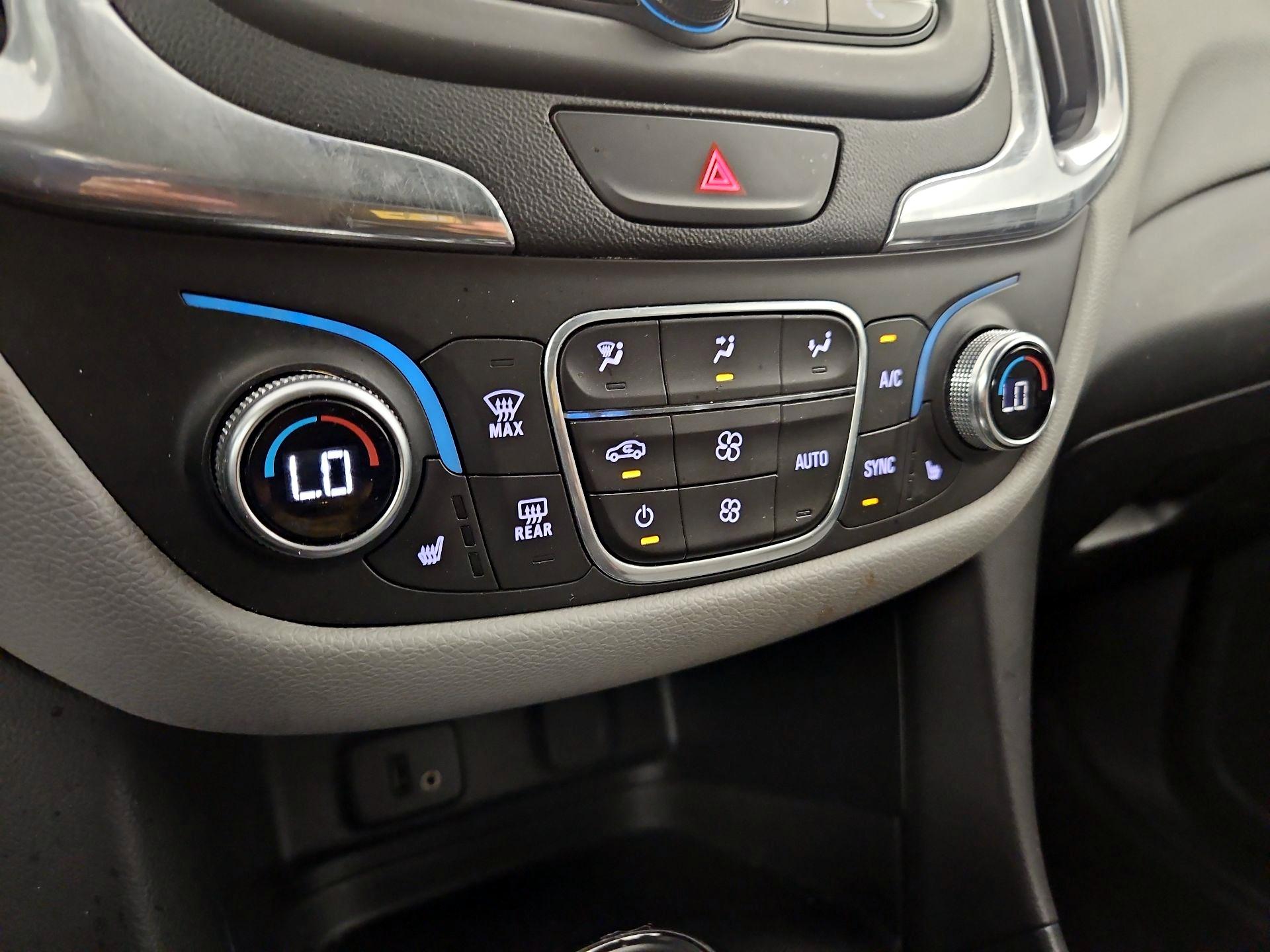 Thumbnail: 2018 Chevrolet Equinox - 14