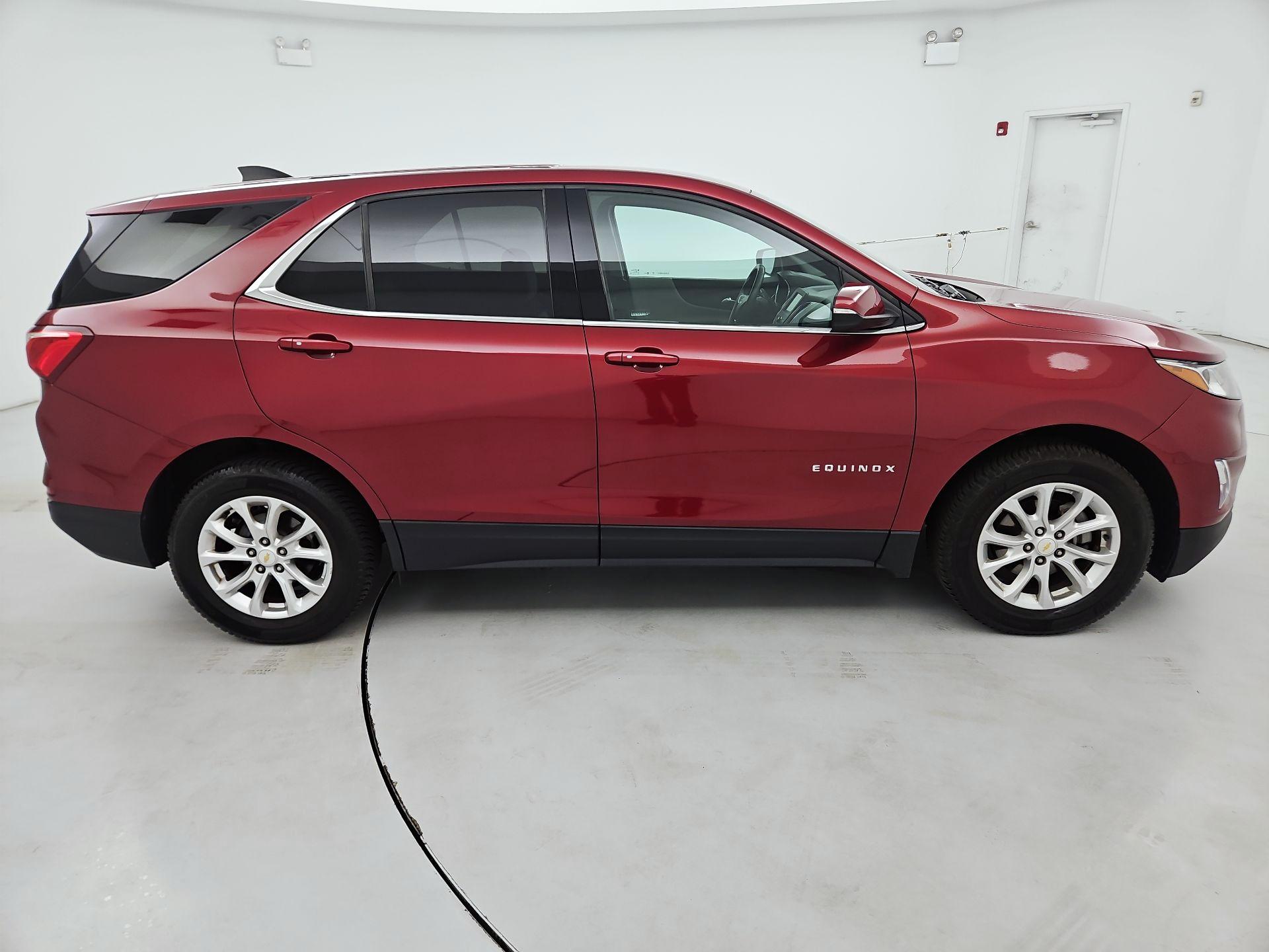 Thumbnail: 2018 Chevrolet Equinox - 4