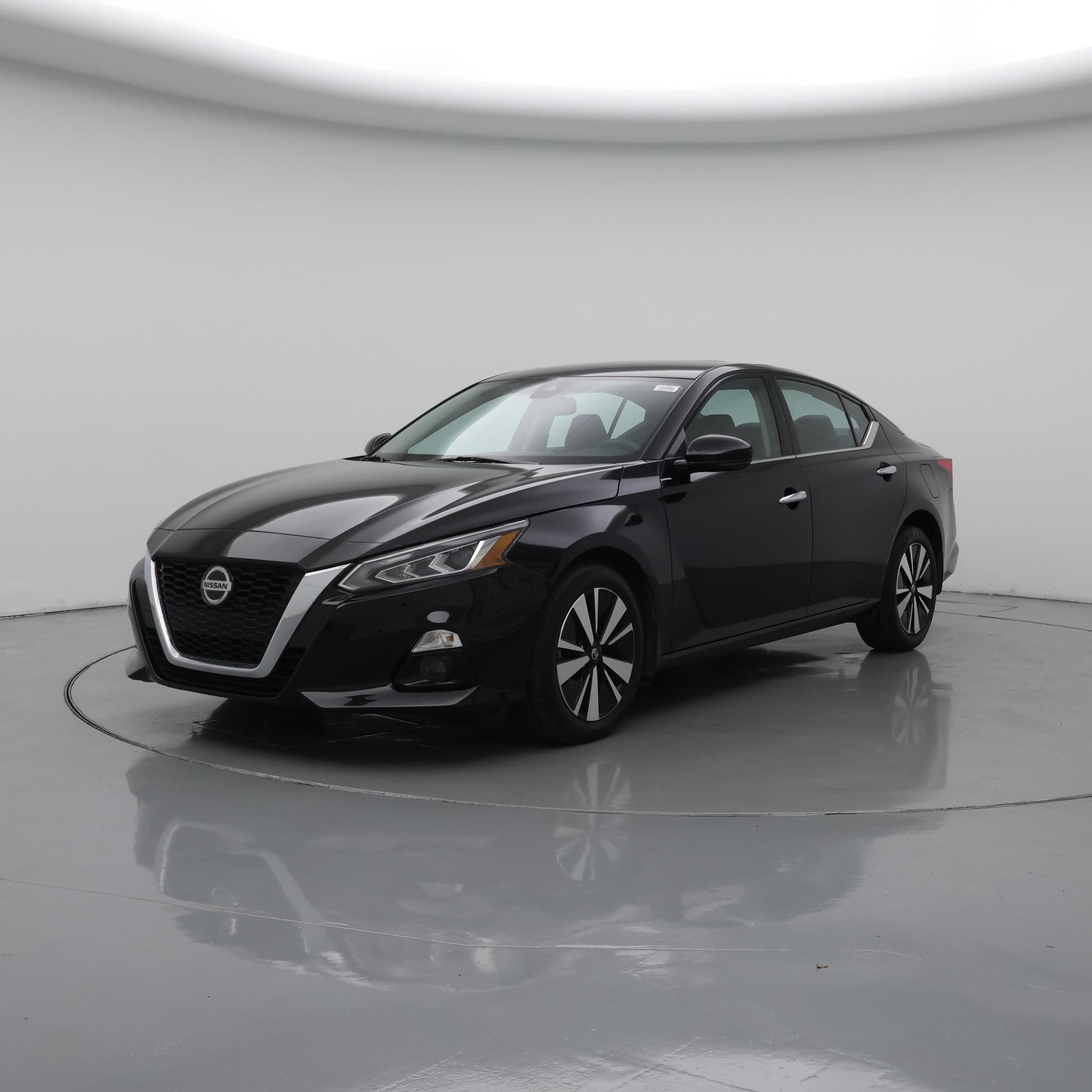 Thumbnail: 2020 Nissan Altima - 4
