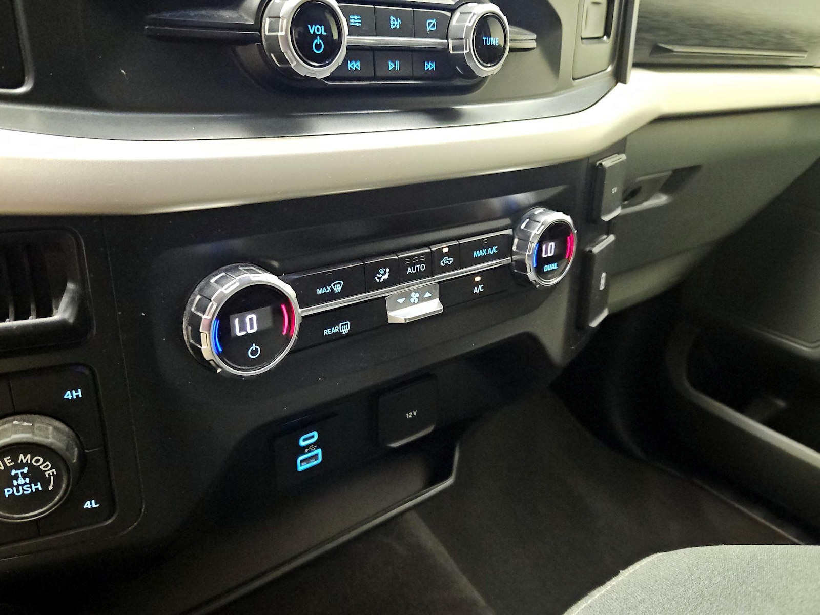 2021 Ford F-150 XLT - Photo 18