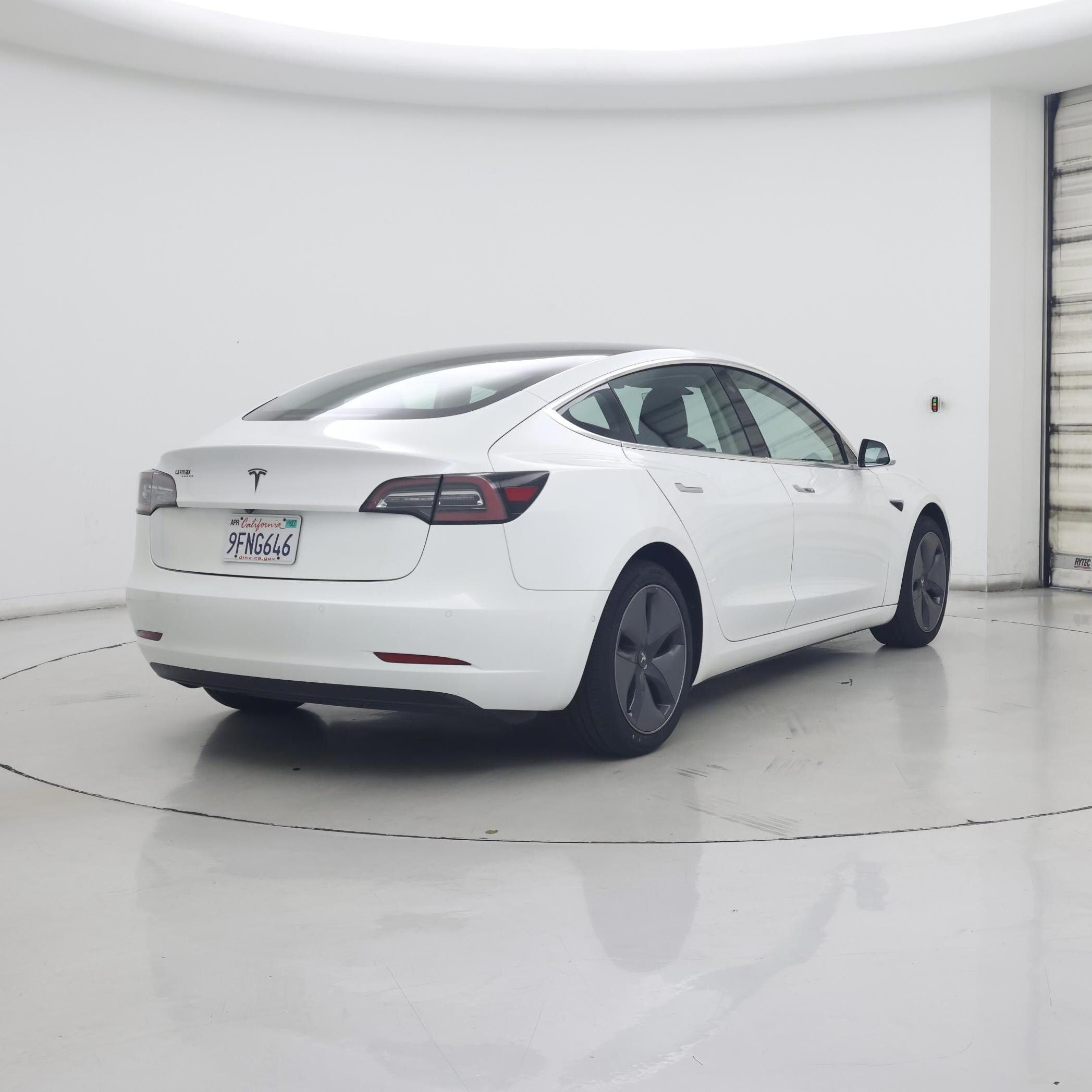 Thumbnail: 2020 Tesla Model 3 - 8