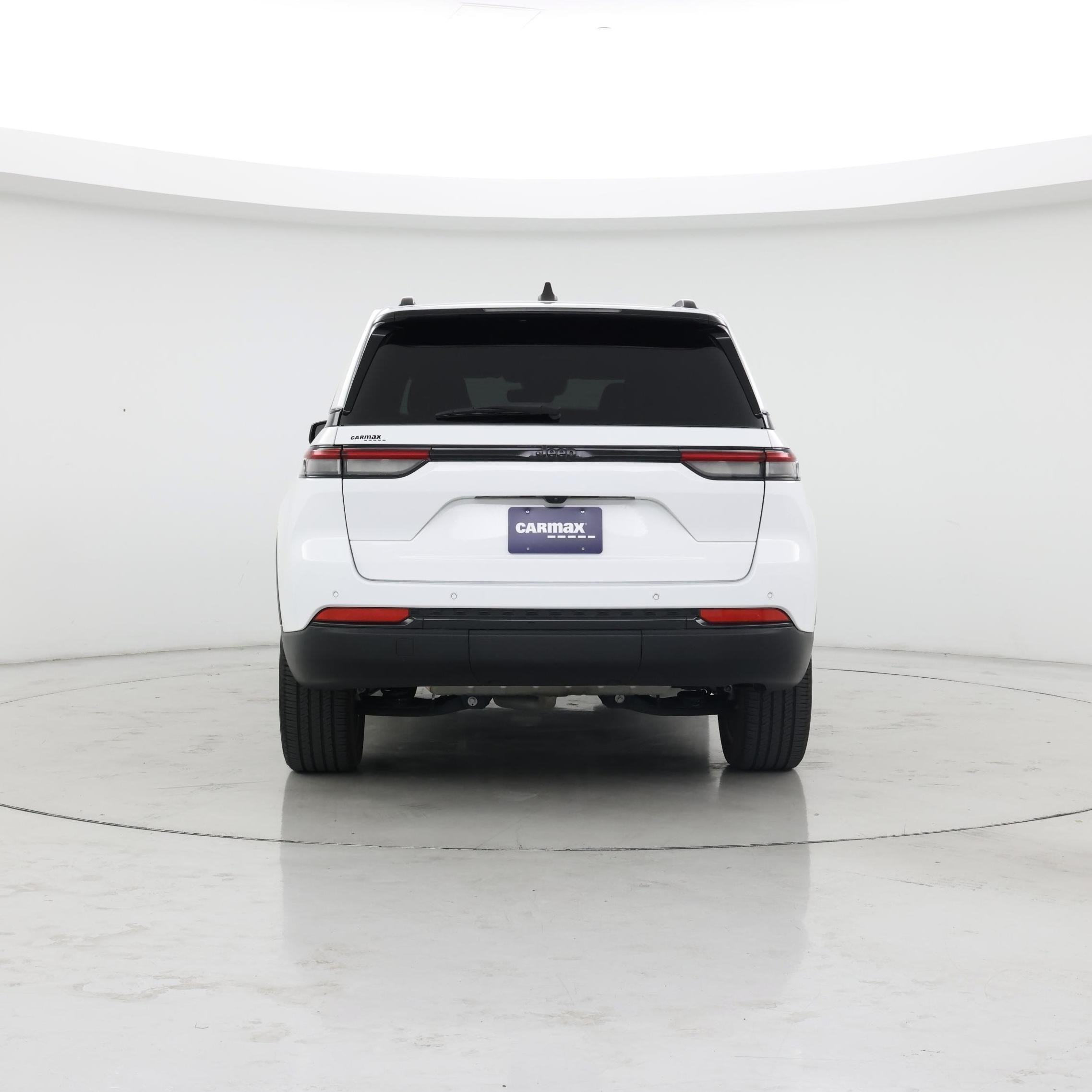 Thumbnail: 2023 Jeep Grand Cherokee - 6