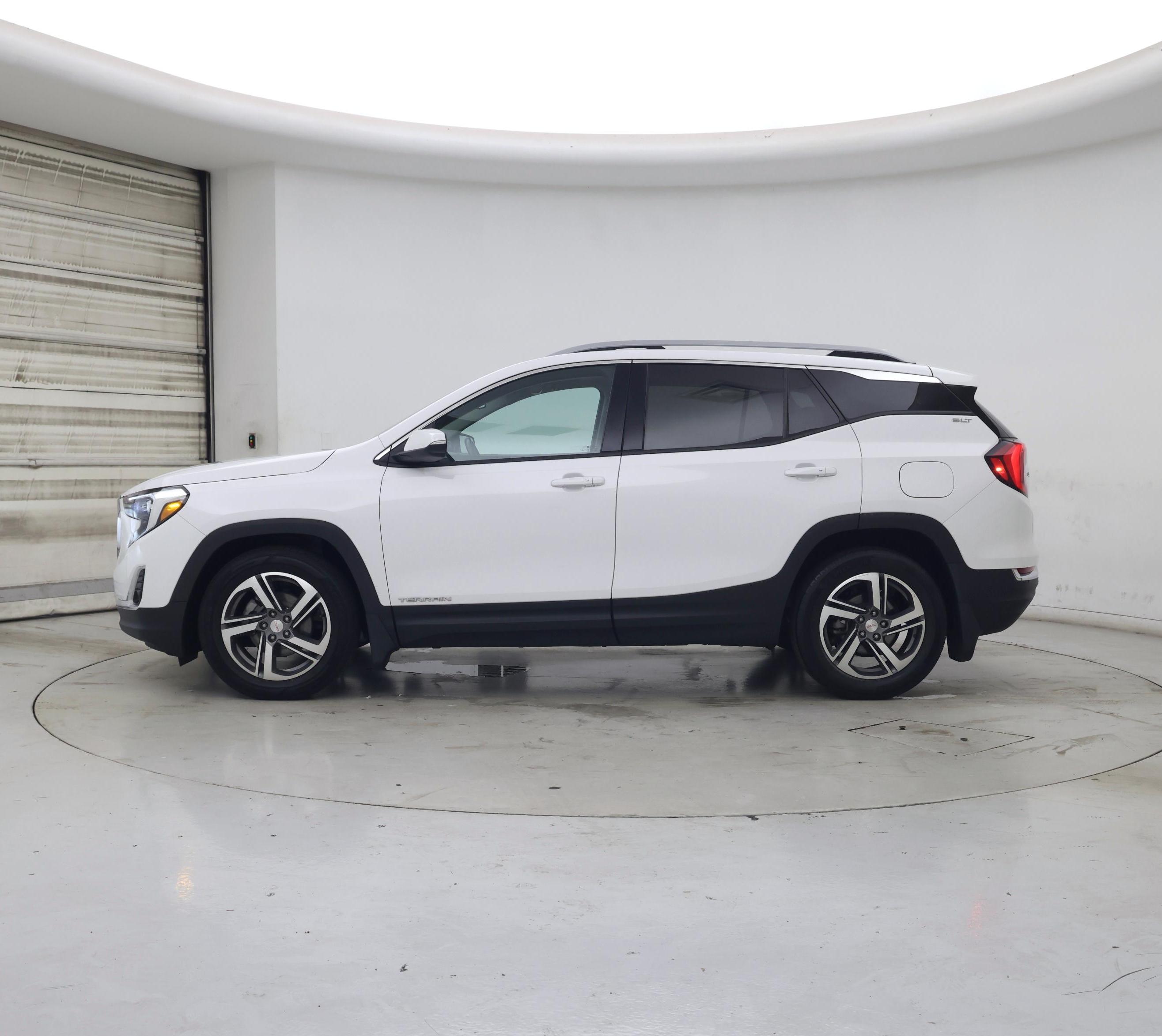 Thumbnail: 2021 GMC Terrain - 3