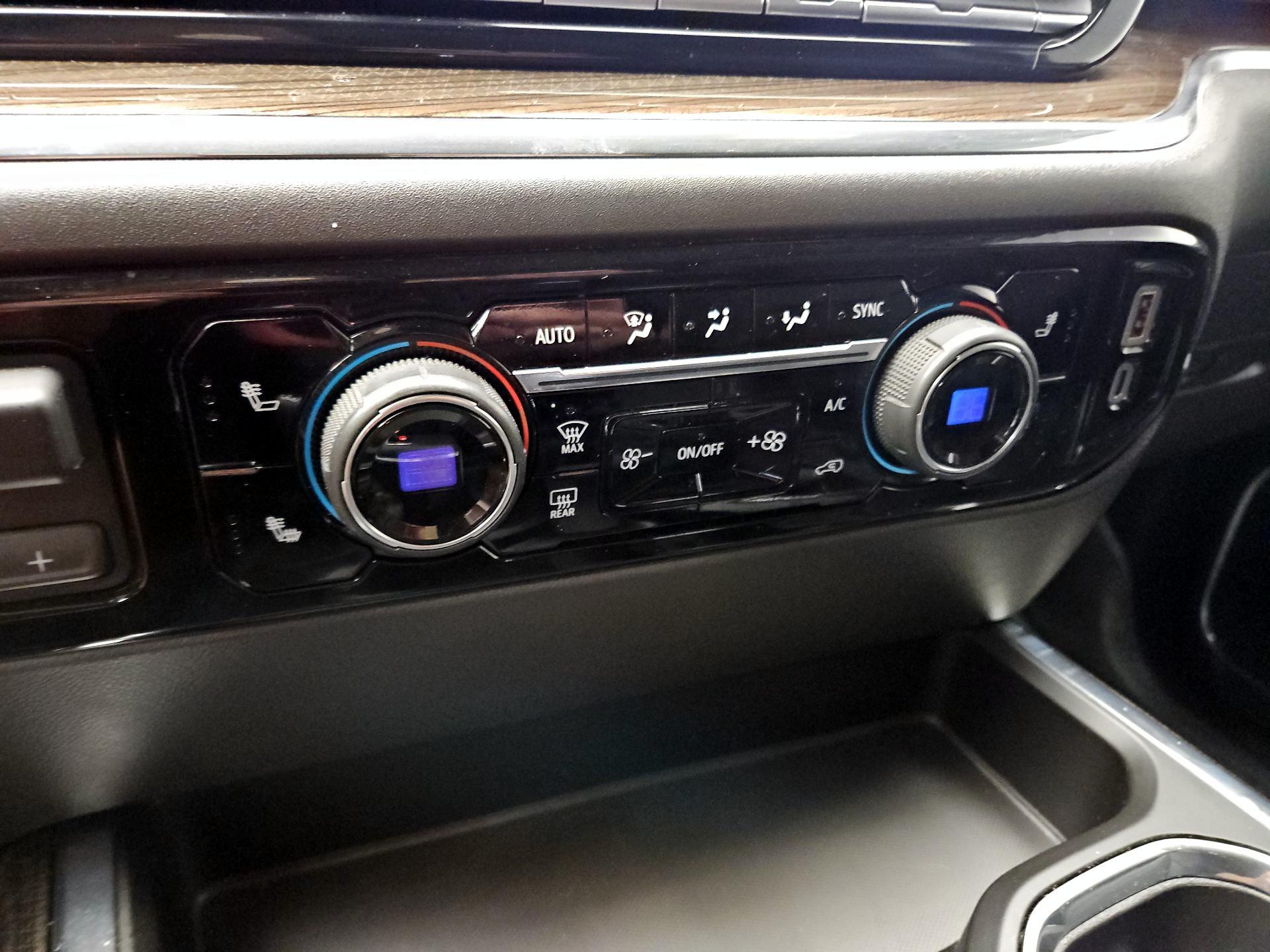 Thumbnail: 2023 Chevrolet Silverado 1500 - 17