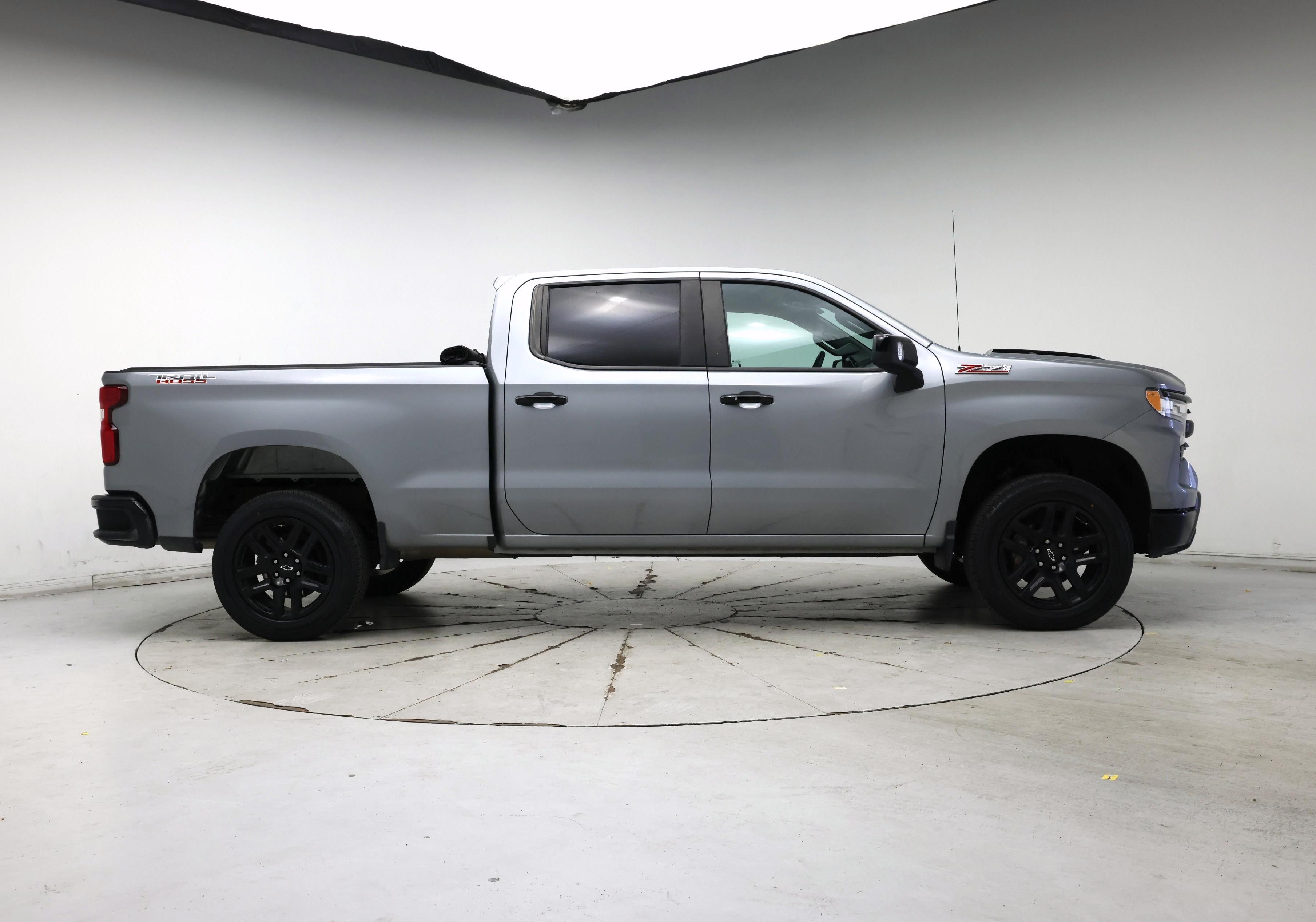 Thumbnail: 2023 Chevrolet Silverado 1500 - 7