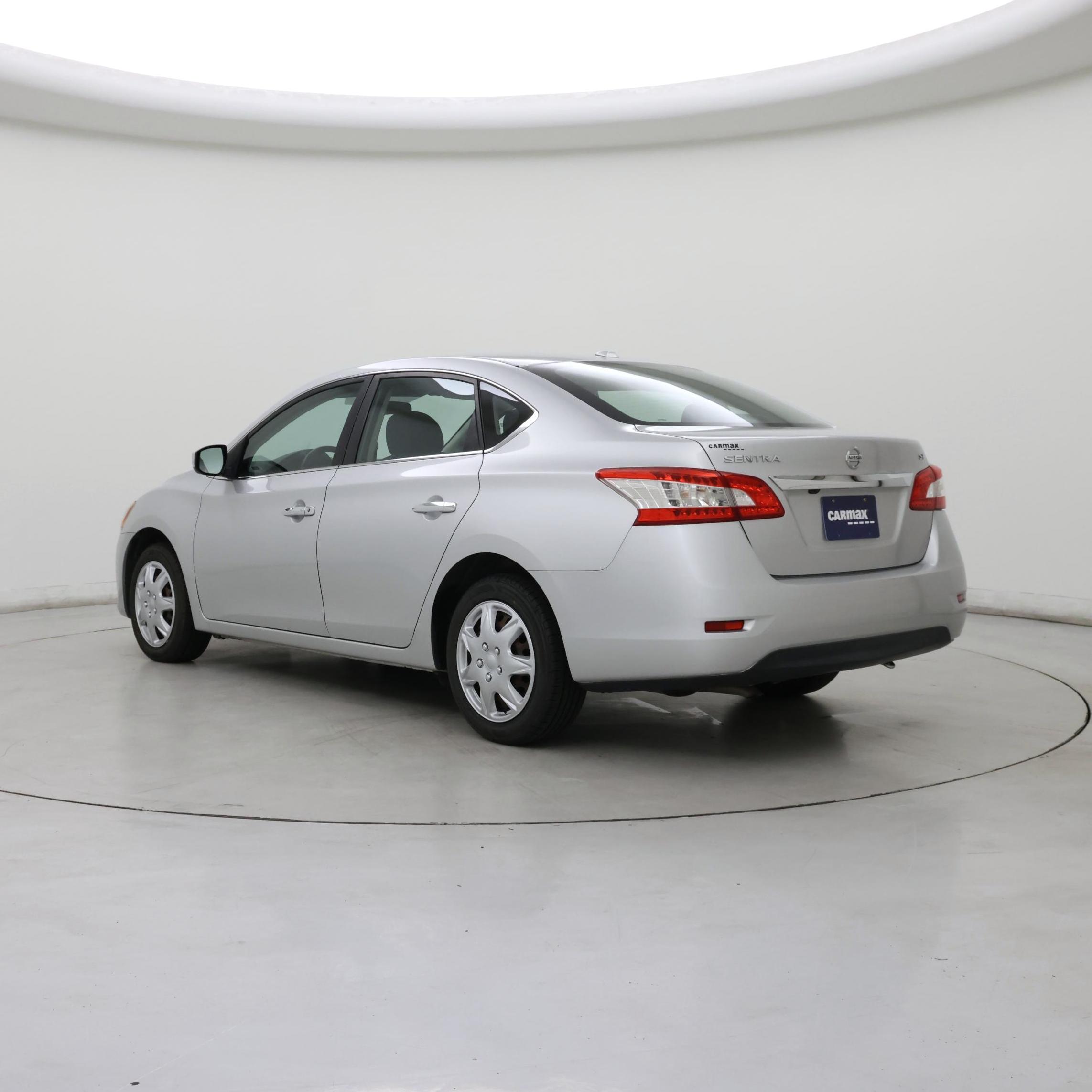 Thumbnail: 2015 Nissan Sentra - 2