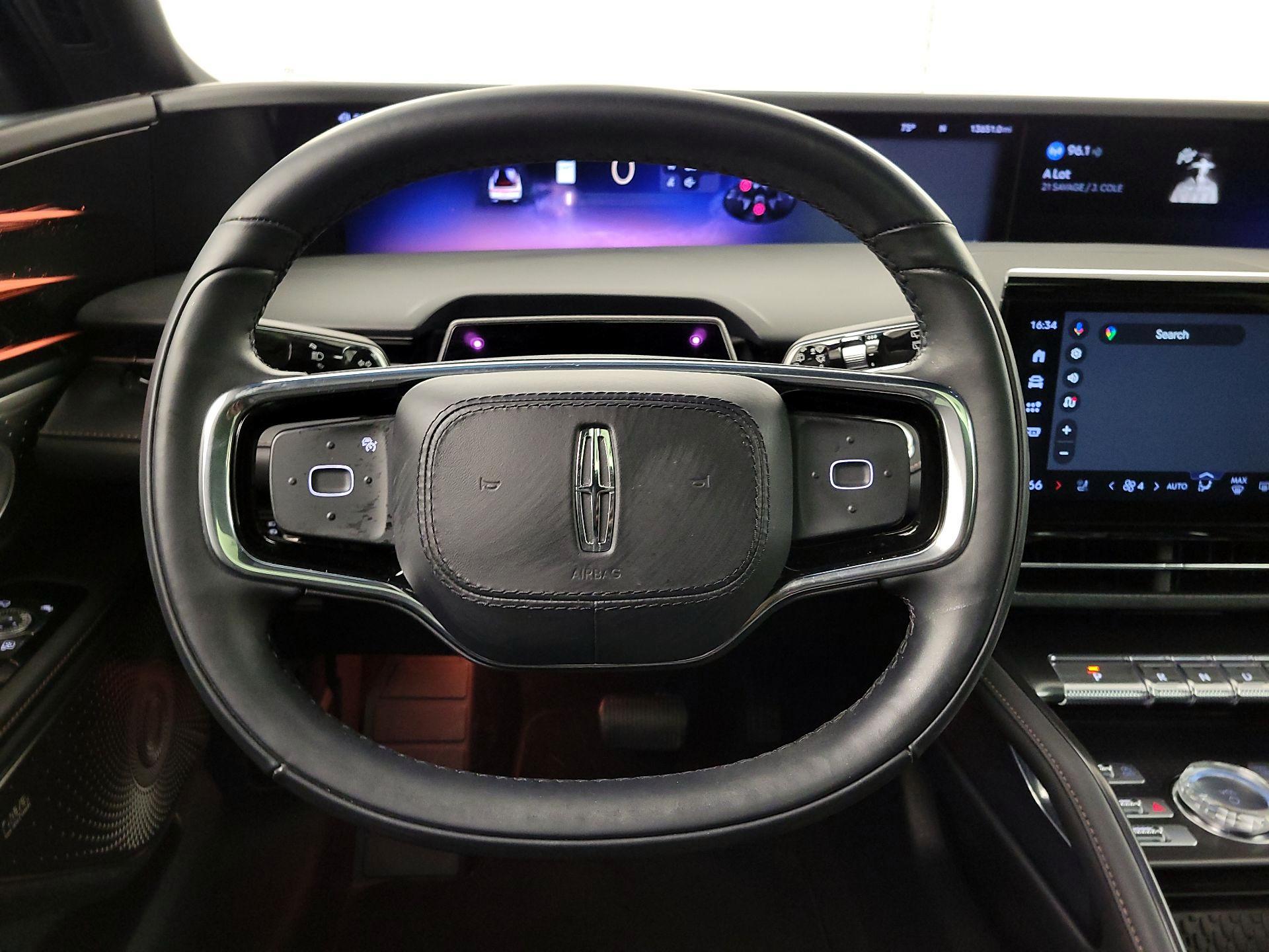 Thumbnail: 2024 Lincoln Nautilus - 10