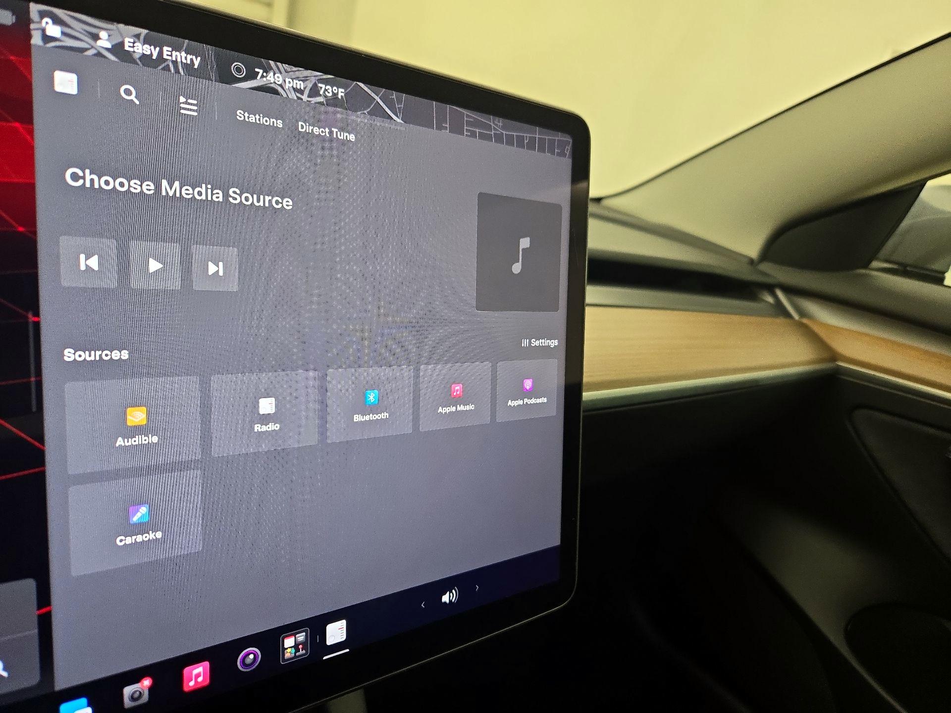 Thumbnail: 2023 Tesla Model 3 - 15
