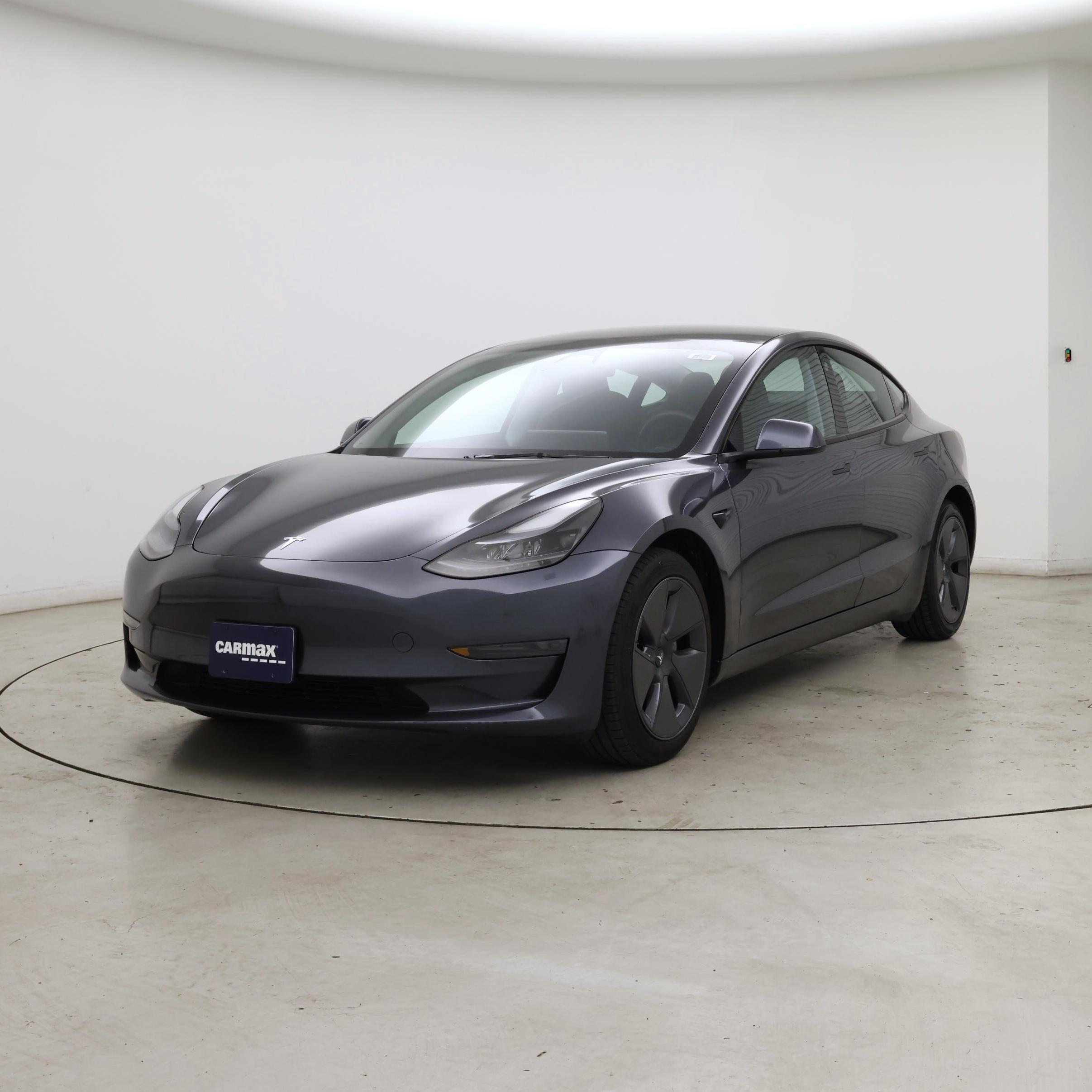 Thumbnail: 2023 Tesla Model 3 - 4