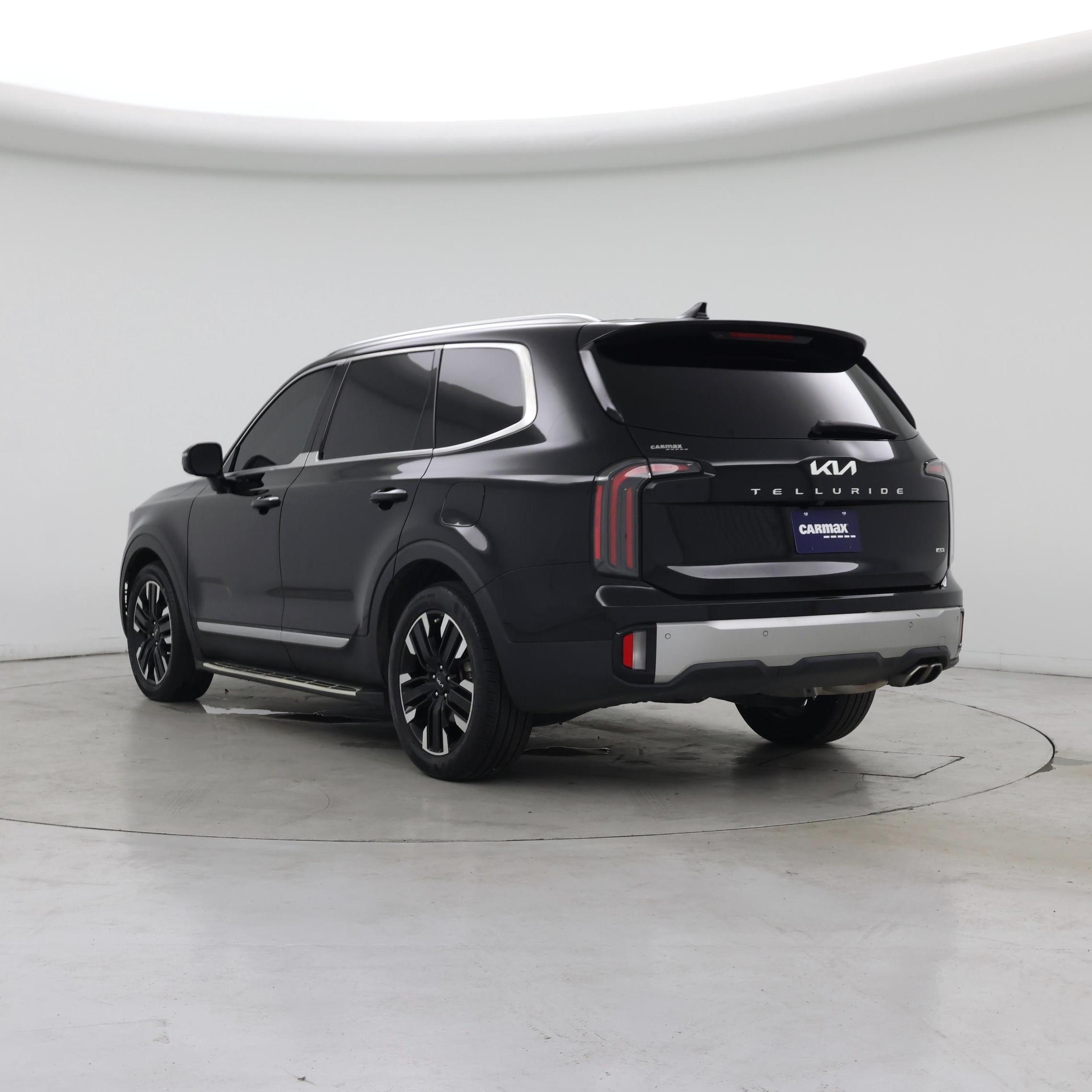 Thumbnail: 2023 Kia Telluride - 2