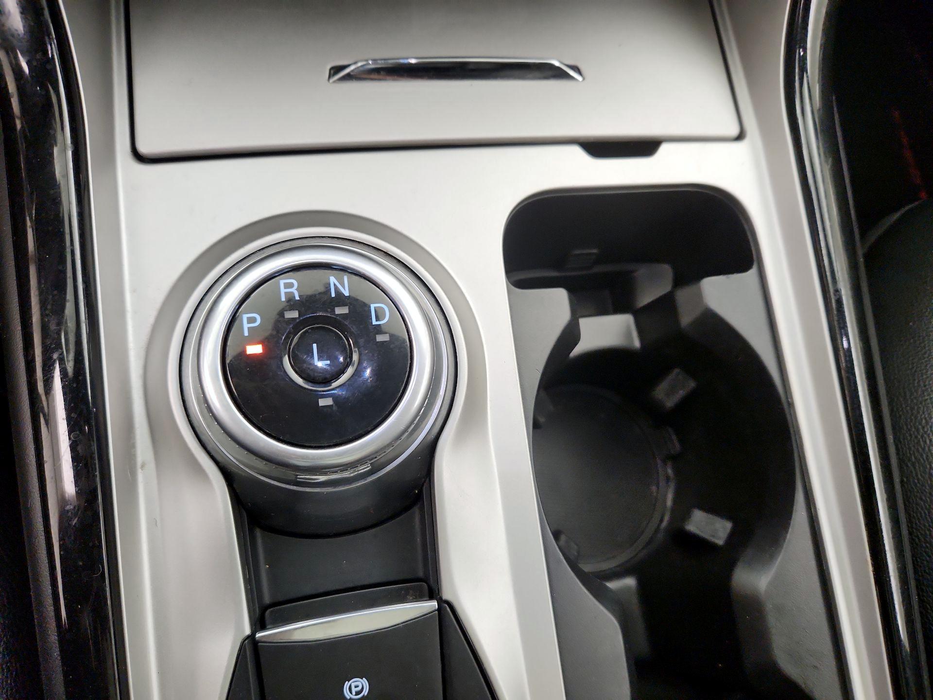 Thumbnail: 2022 Ford Explorer - 18