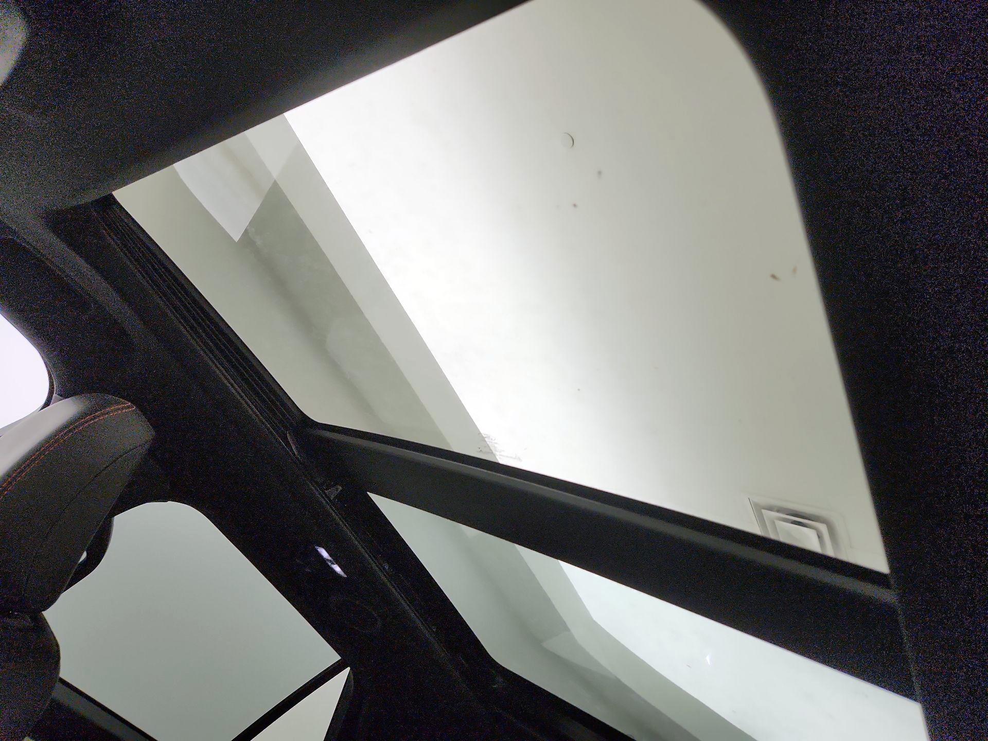 Thumbnail: 2022 Ford Explorer - 20