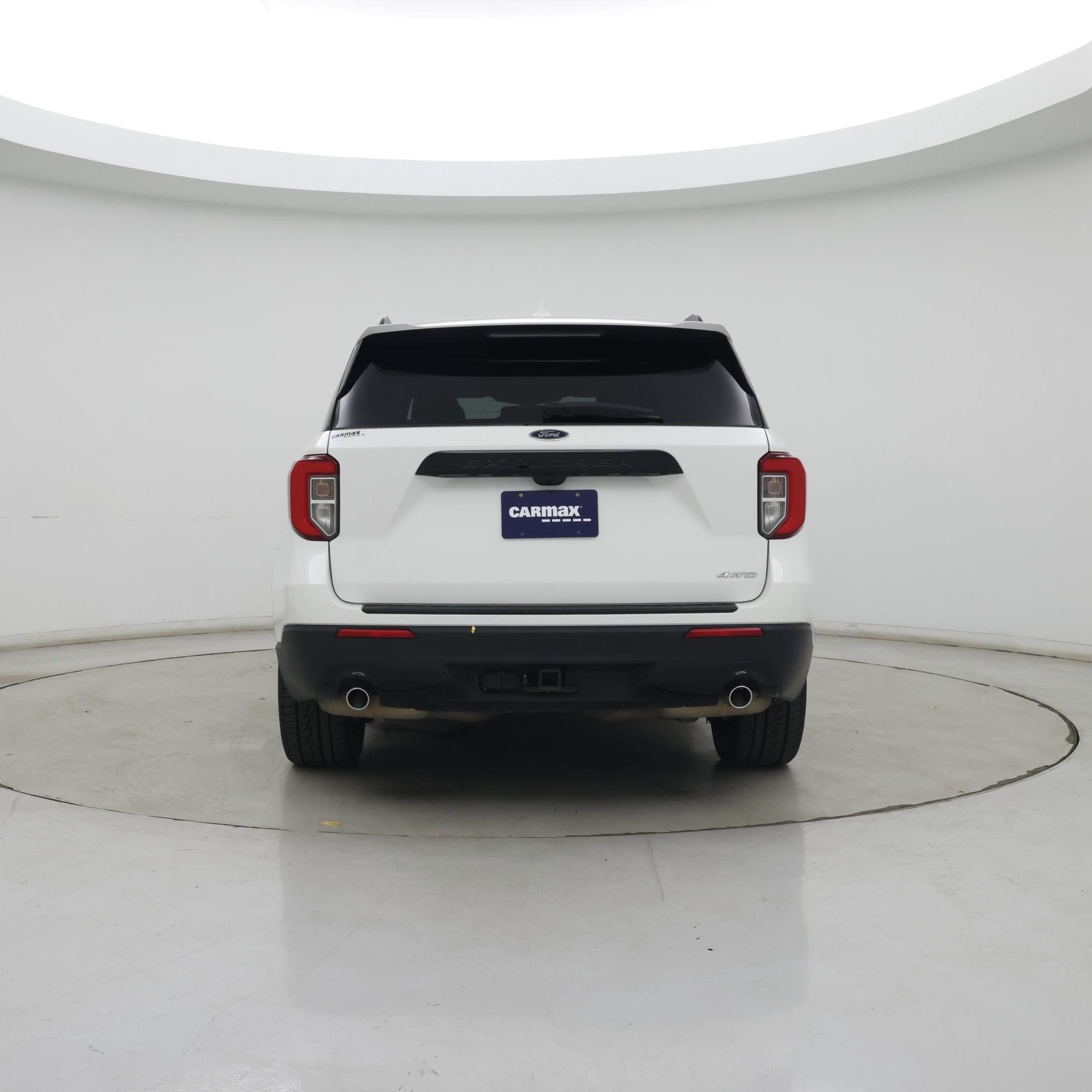 Thumbnail: 2022 Ford Explorer - 6