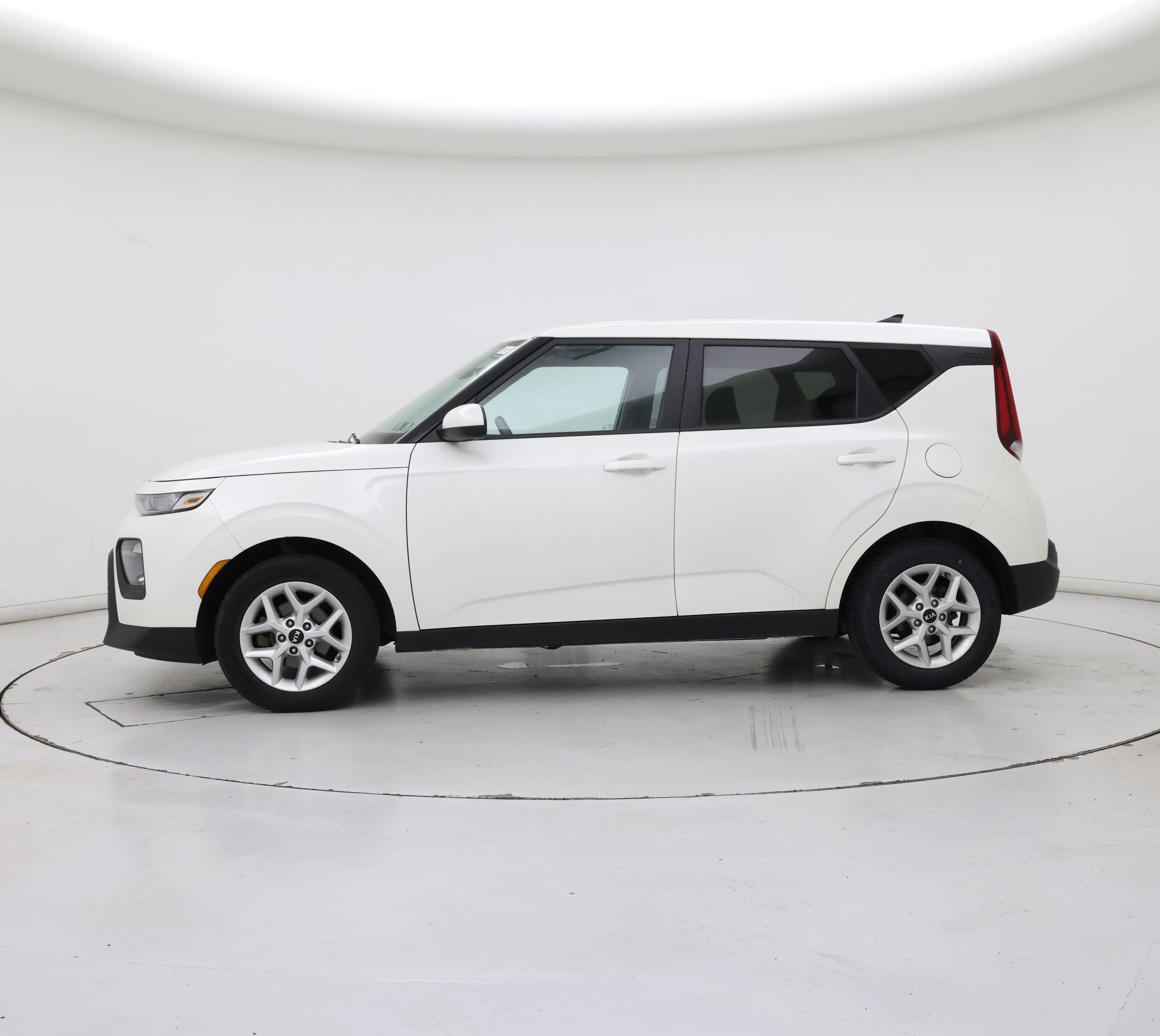 Thumbnail: 2021 Kia Soul - 3