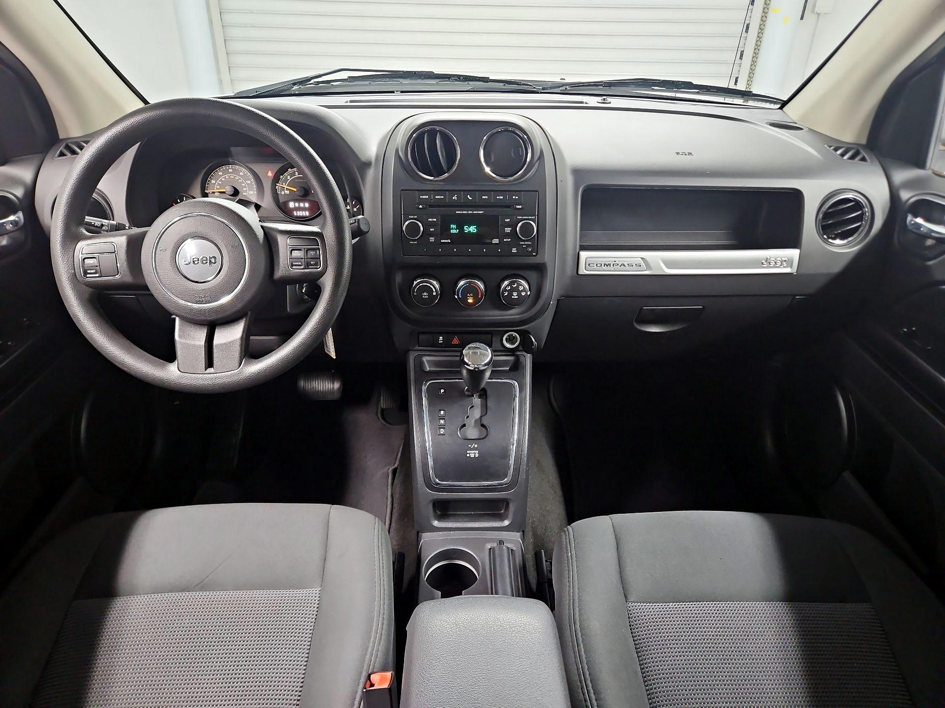 Thumbnail: 2016 Jeep Compass - 9