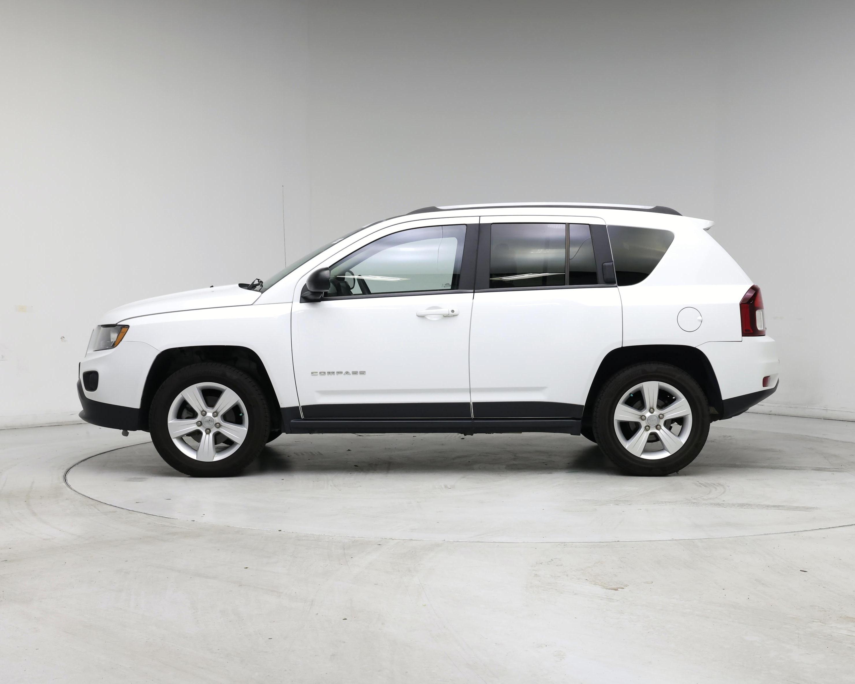 Thumbnail: 2016 Jeep Compass - 3