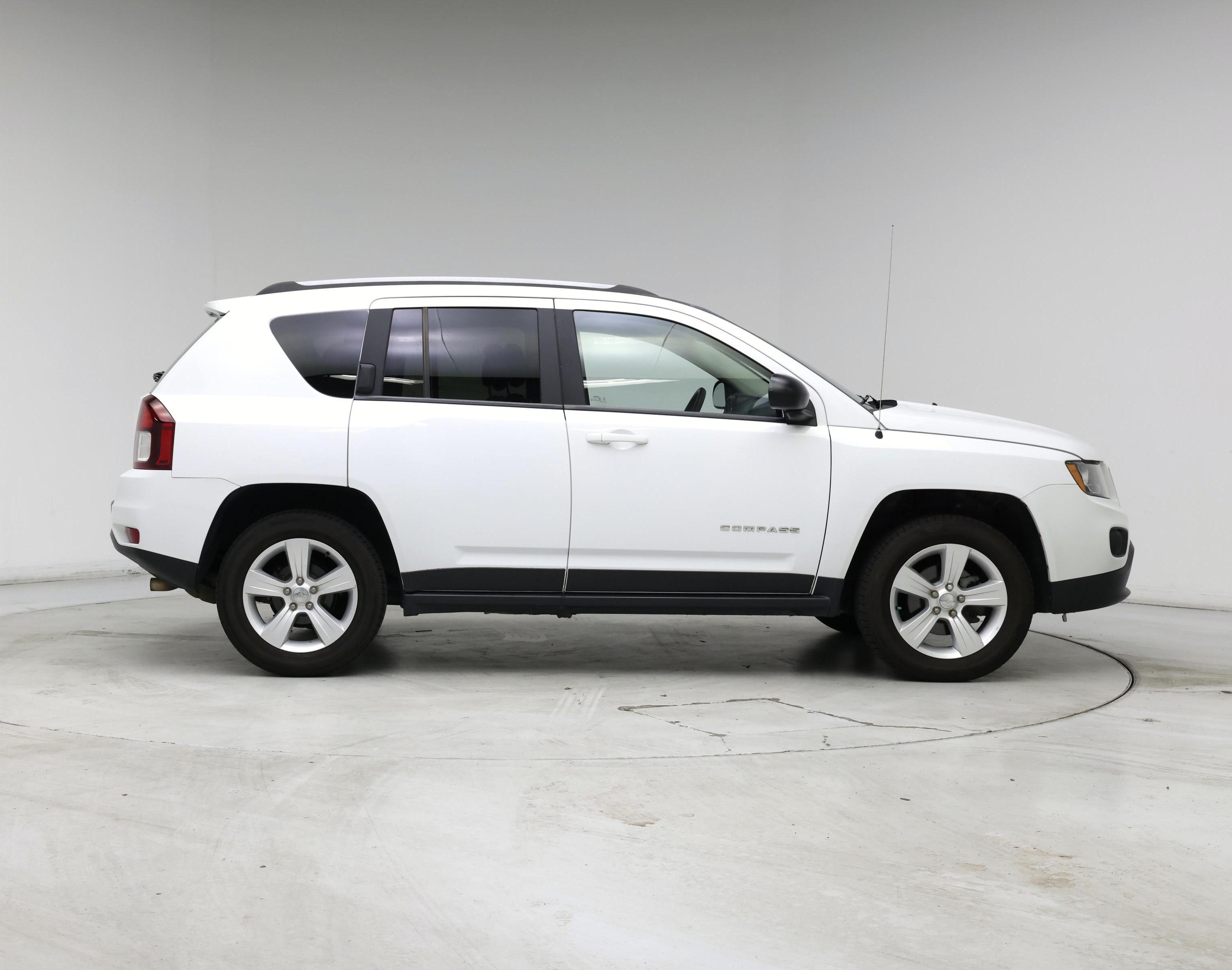 Thumbnail: 2016 Jeep Compass - 7
