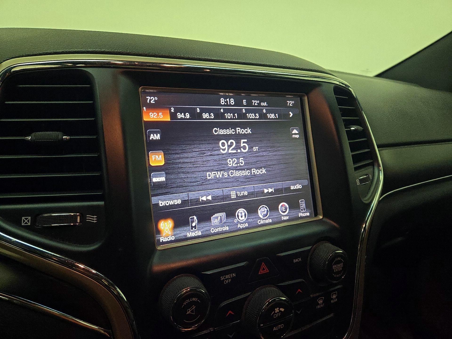 Thumbnail: 2014 Jeep Grand Cherokee - 16