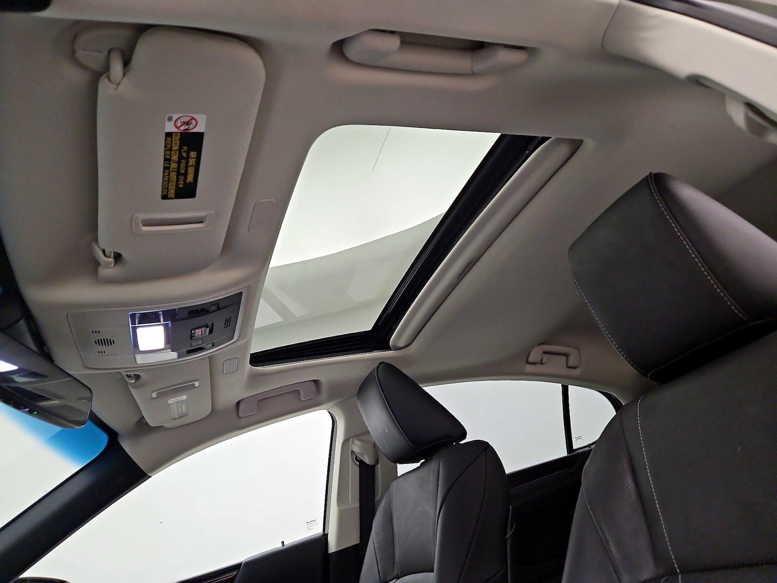 Sunroof(s) & Overhead Airbags