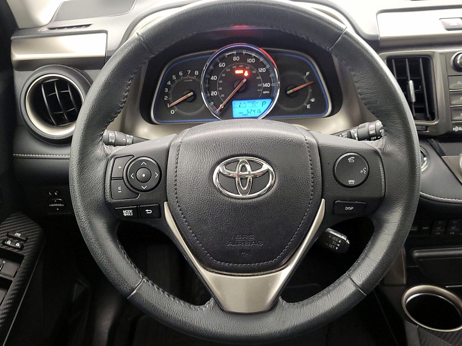 Thumbnail: 2015 Toyota RAV4 - 10