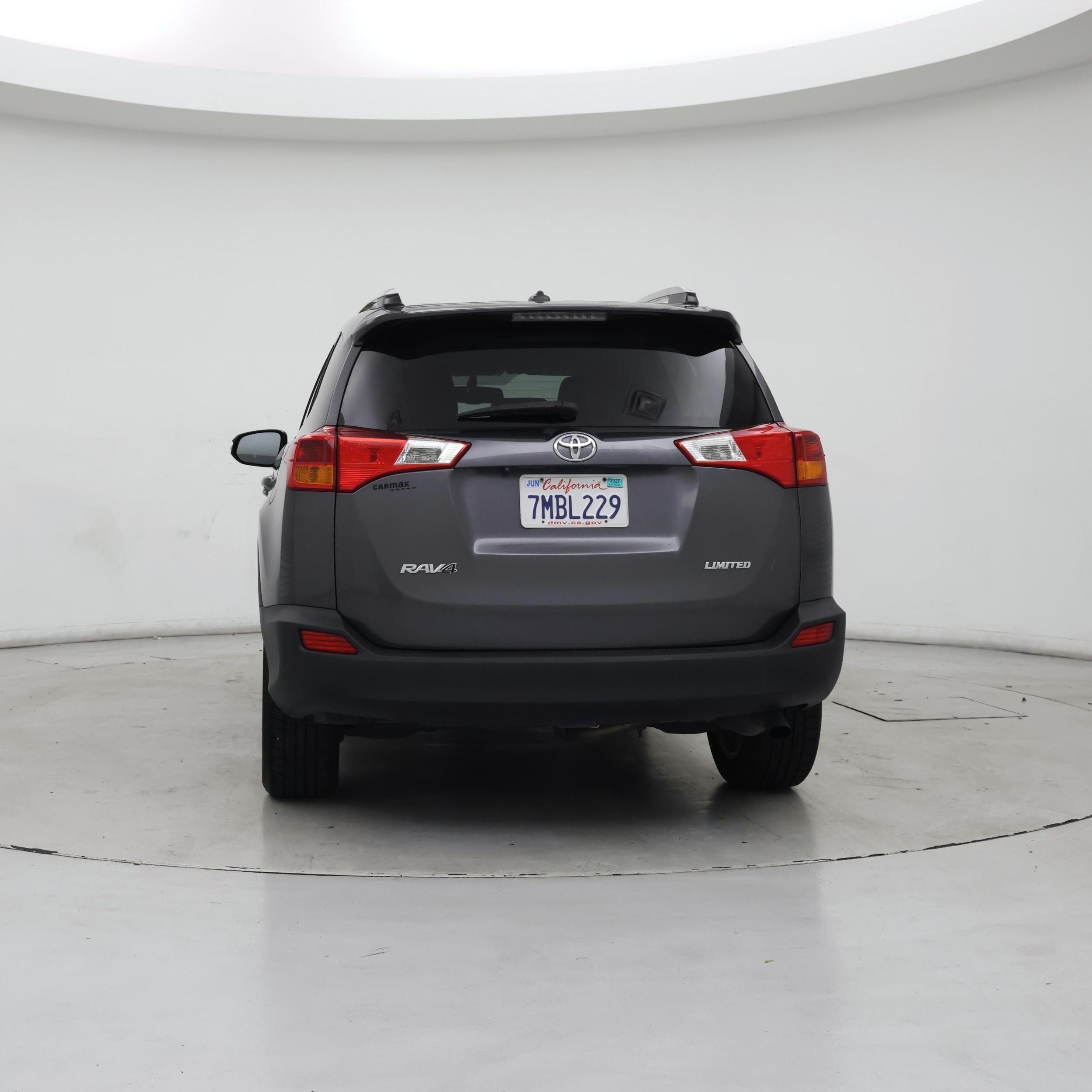 Thumbnail: 2015 Toyota RAV4 - 6