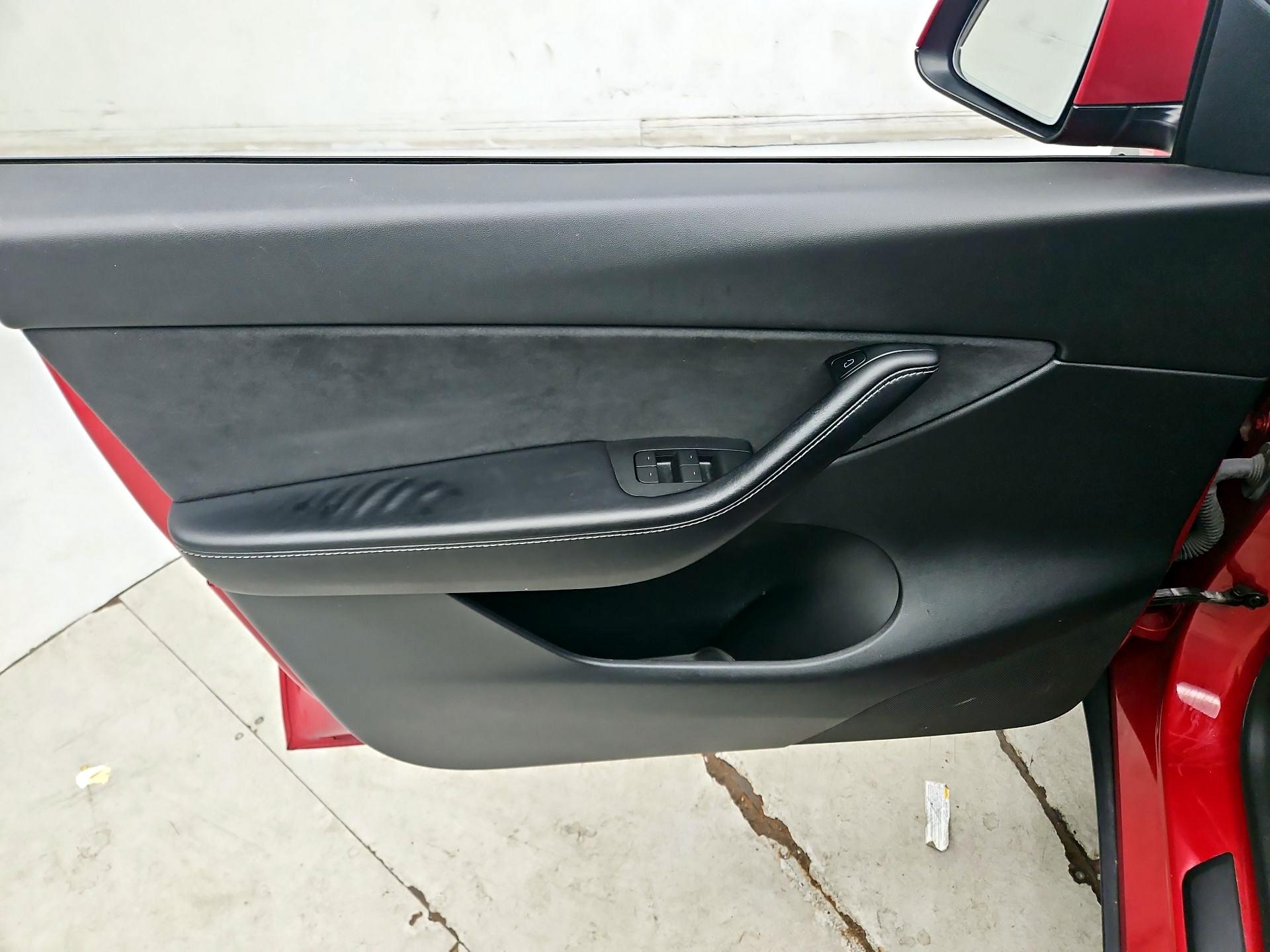 Thumbnail: 2021 Tesla Model Y - 12