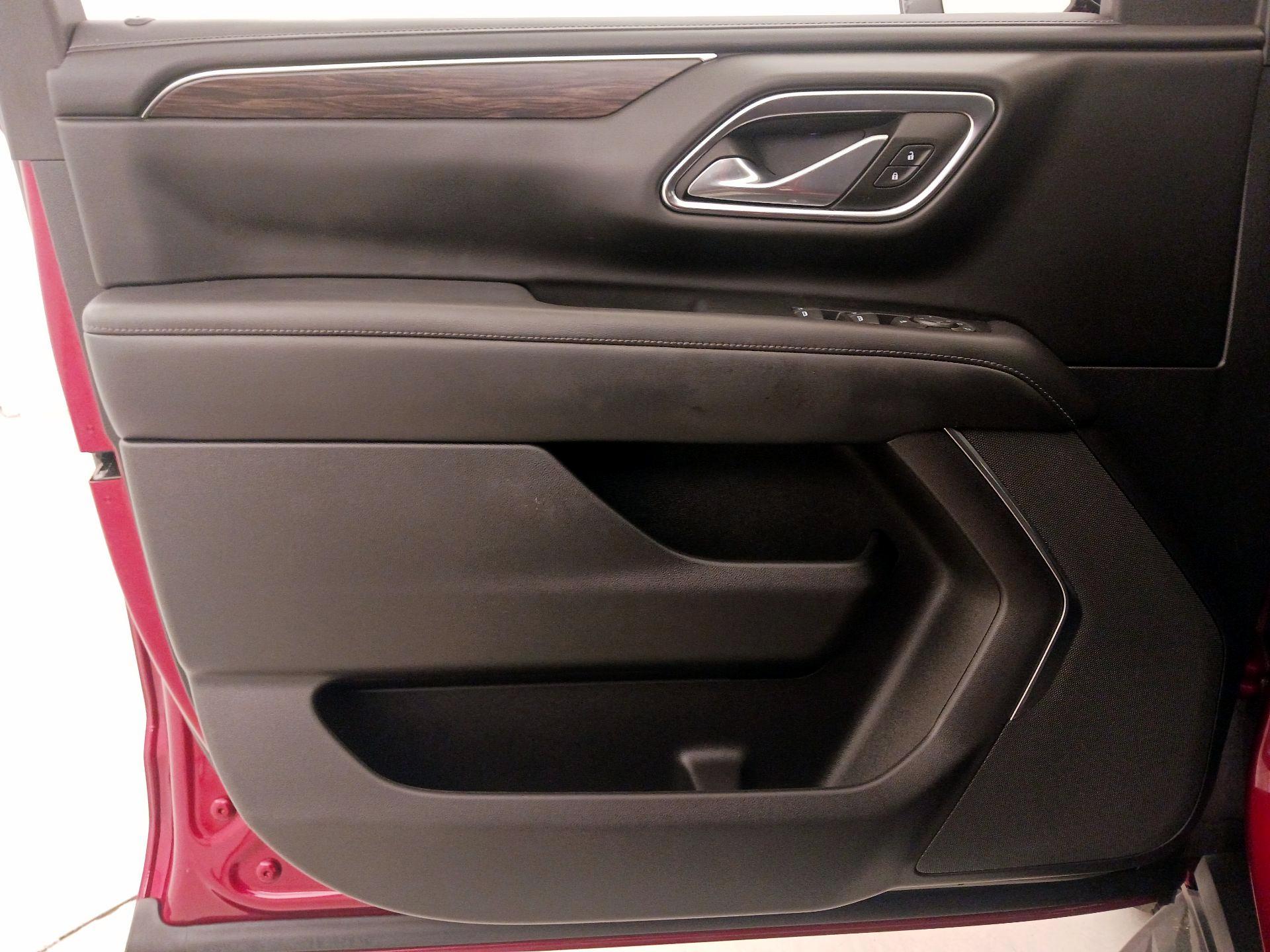 Thumbnail: 2023 Chevrolet Tahoe - 12