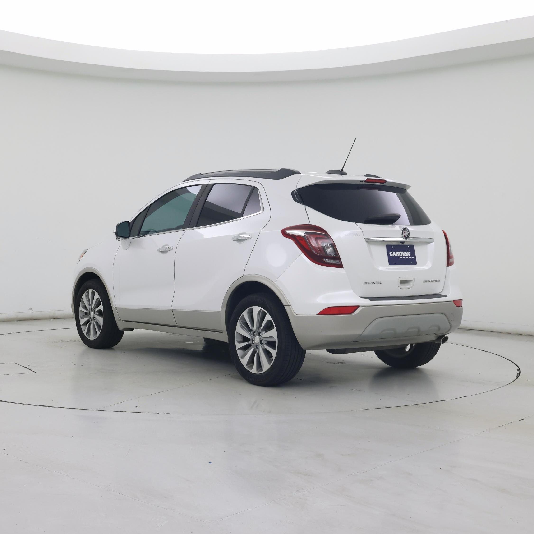 Thumbnail: 2018 Buick Encore - 2